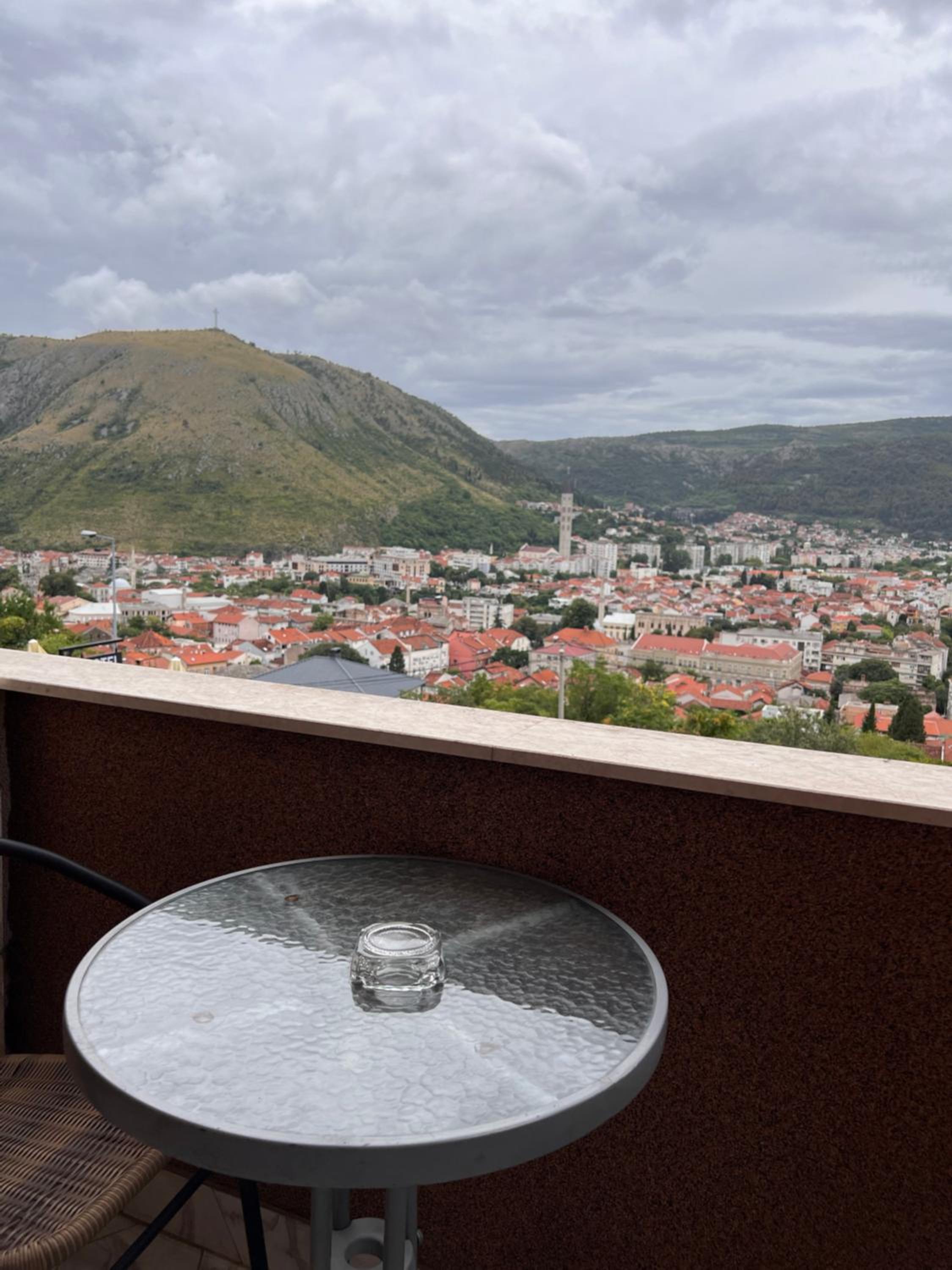 Deluxe Double Room with Balcony - Photo 18