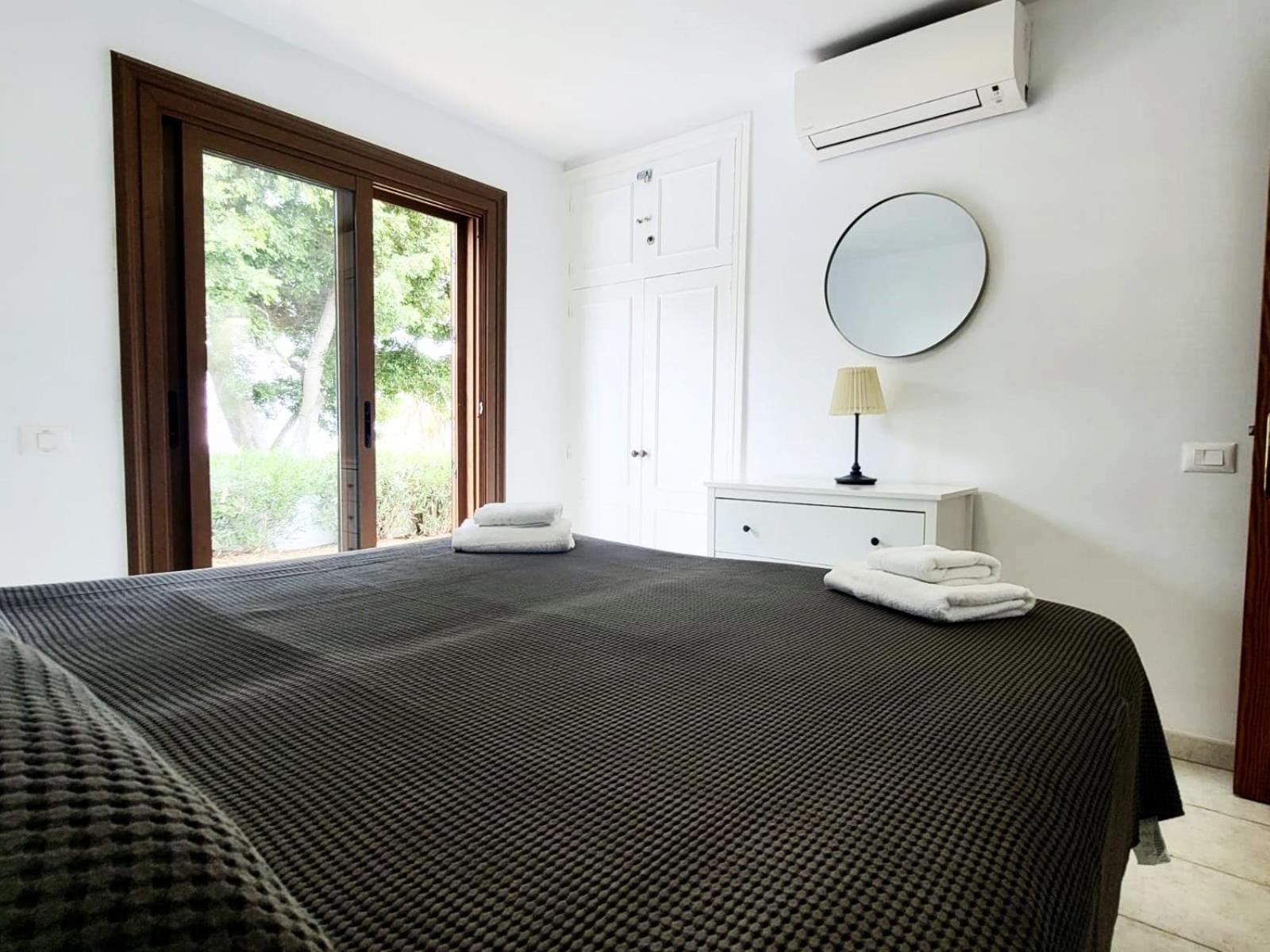 Villa de Tres Habitaciones