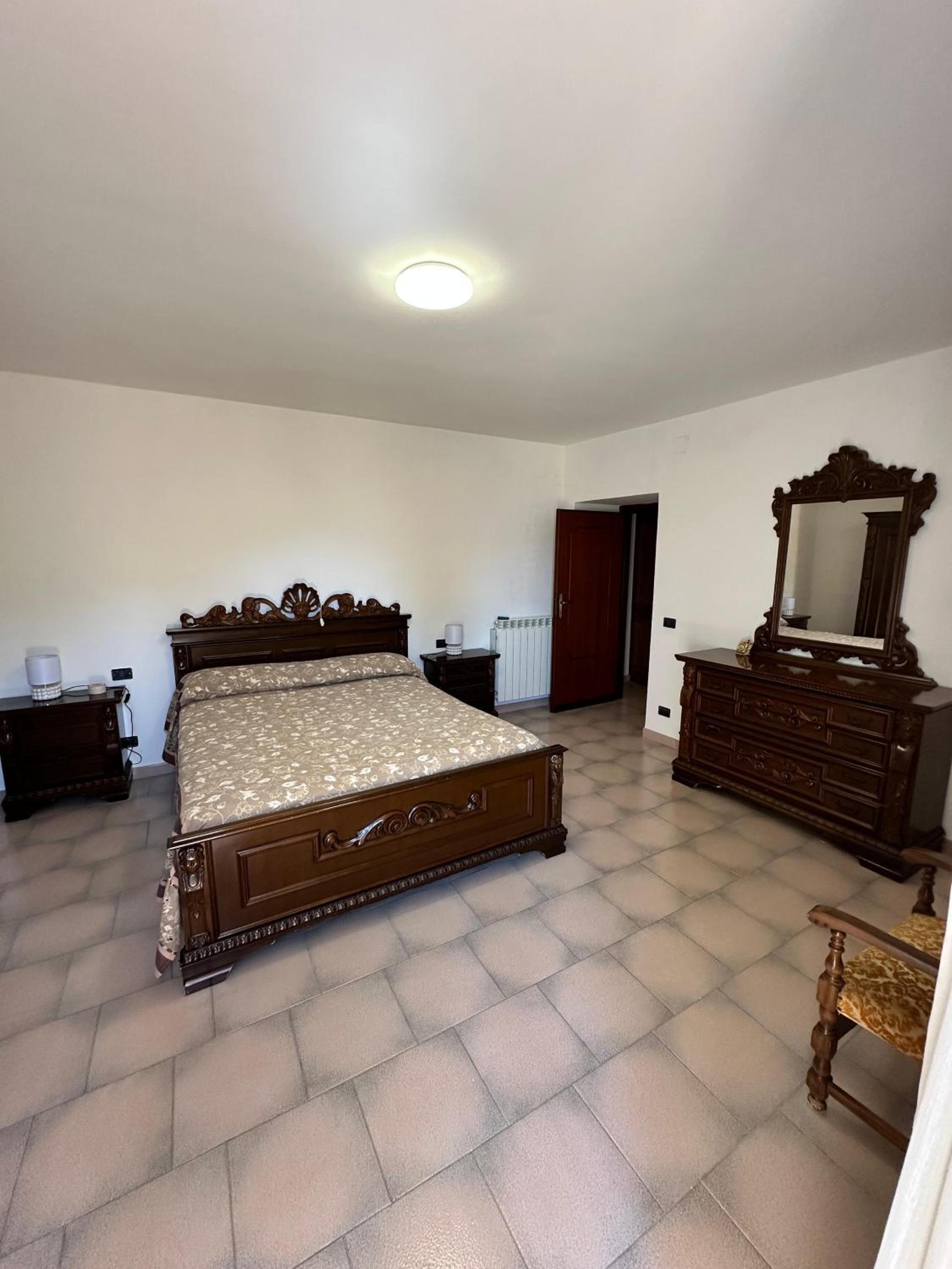 Three-Bedroom Apartment photo 2