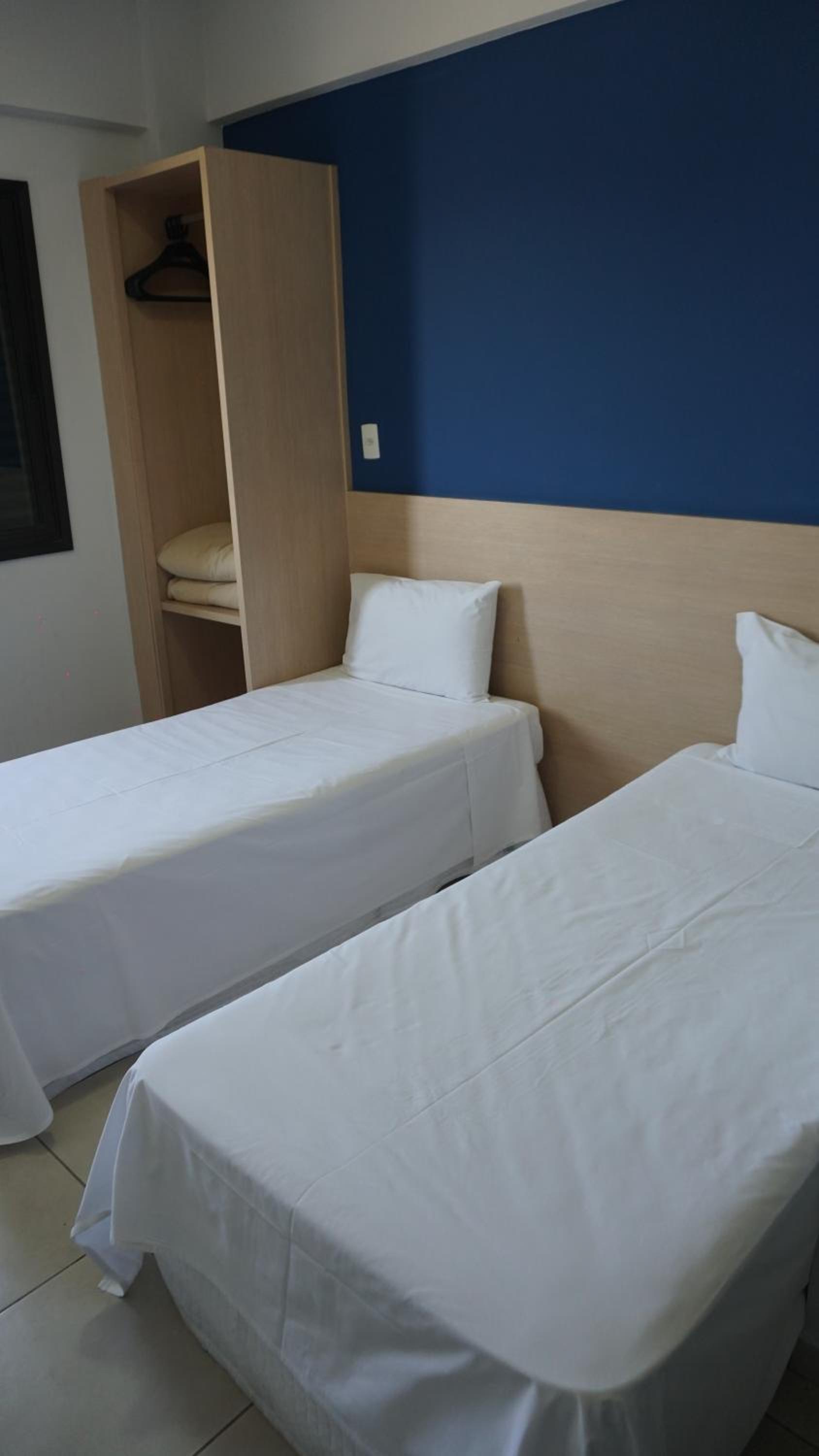 Executive Twin Room - Photo 4