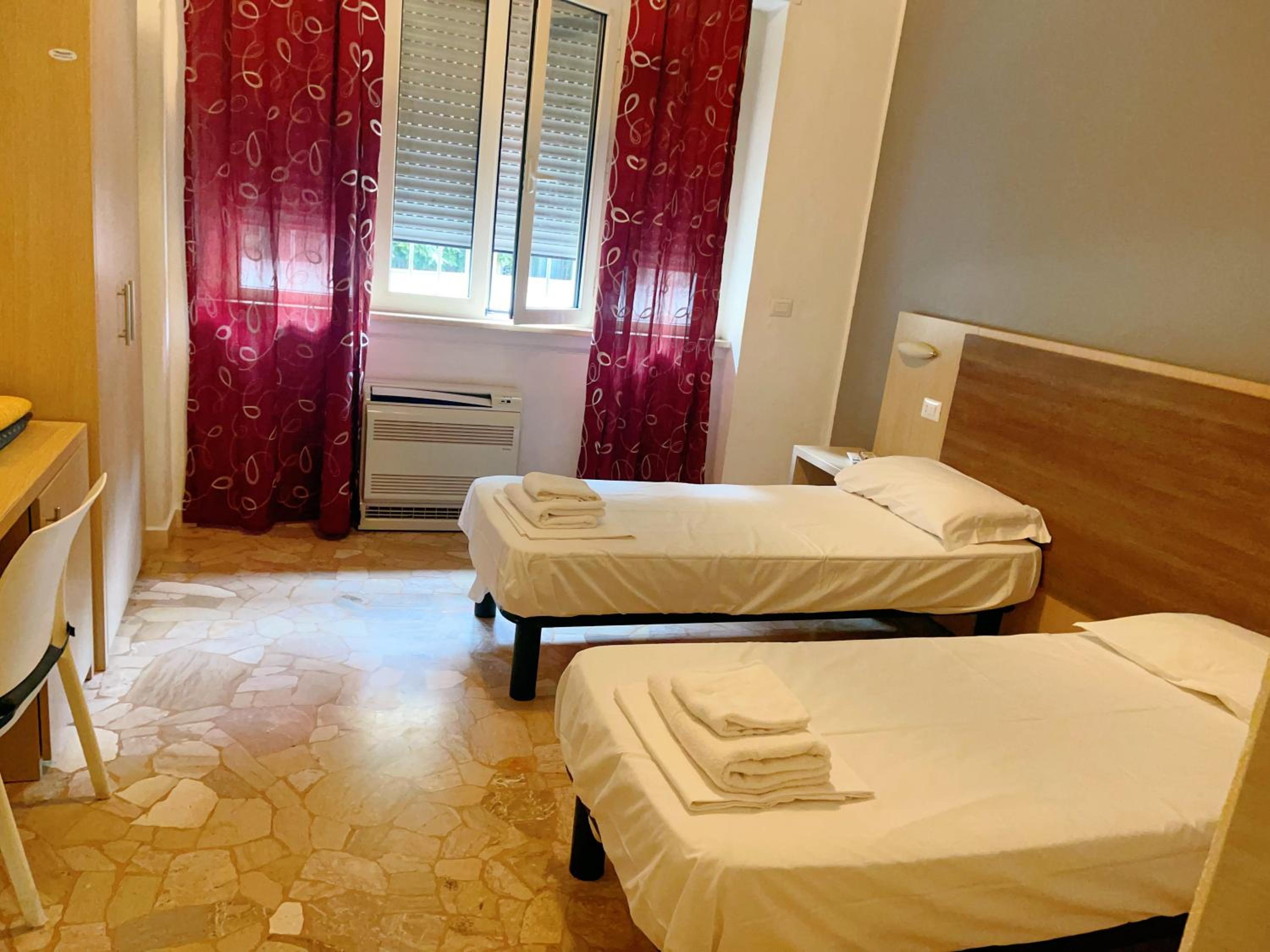 Twin Room with Private Bathroom