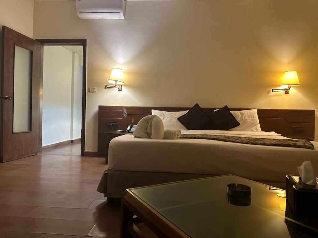 Family Suite (2 Connecting Room) photo 1