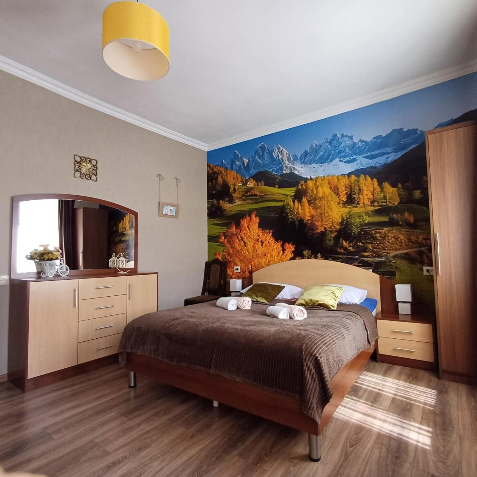 Large Double Room photo 1