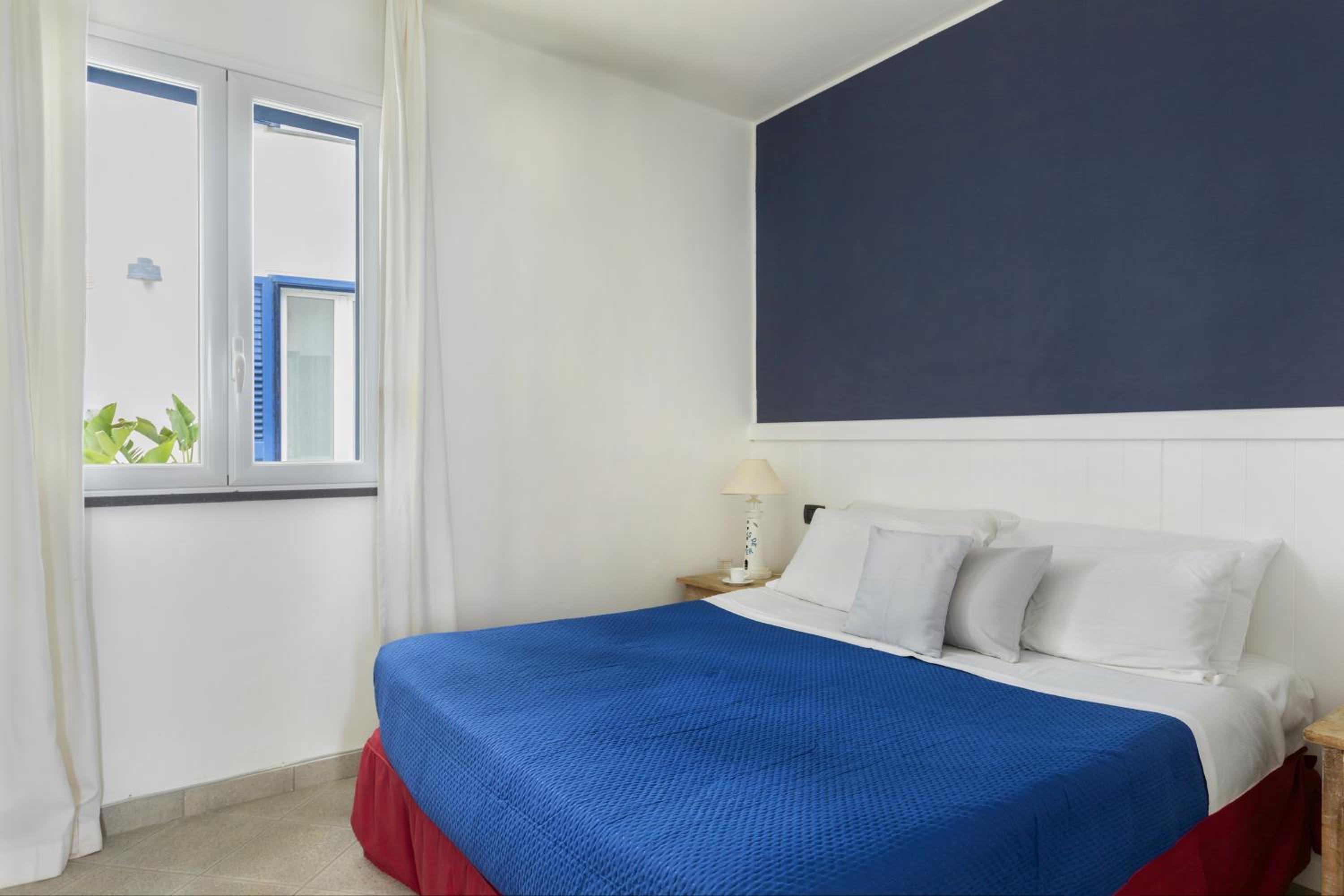 Standard Double Room - Photo 6