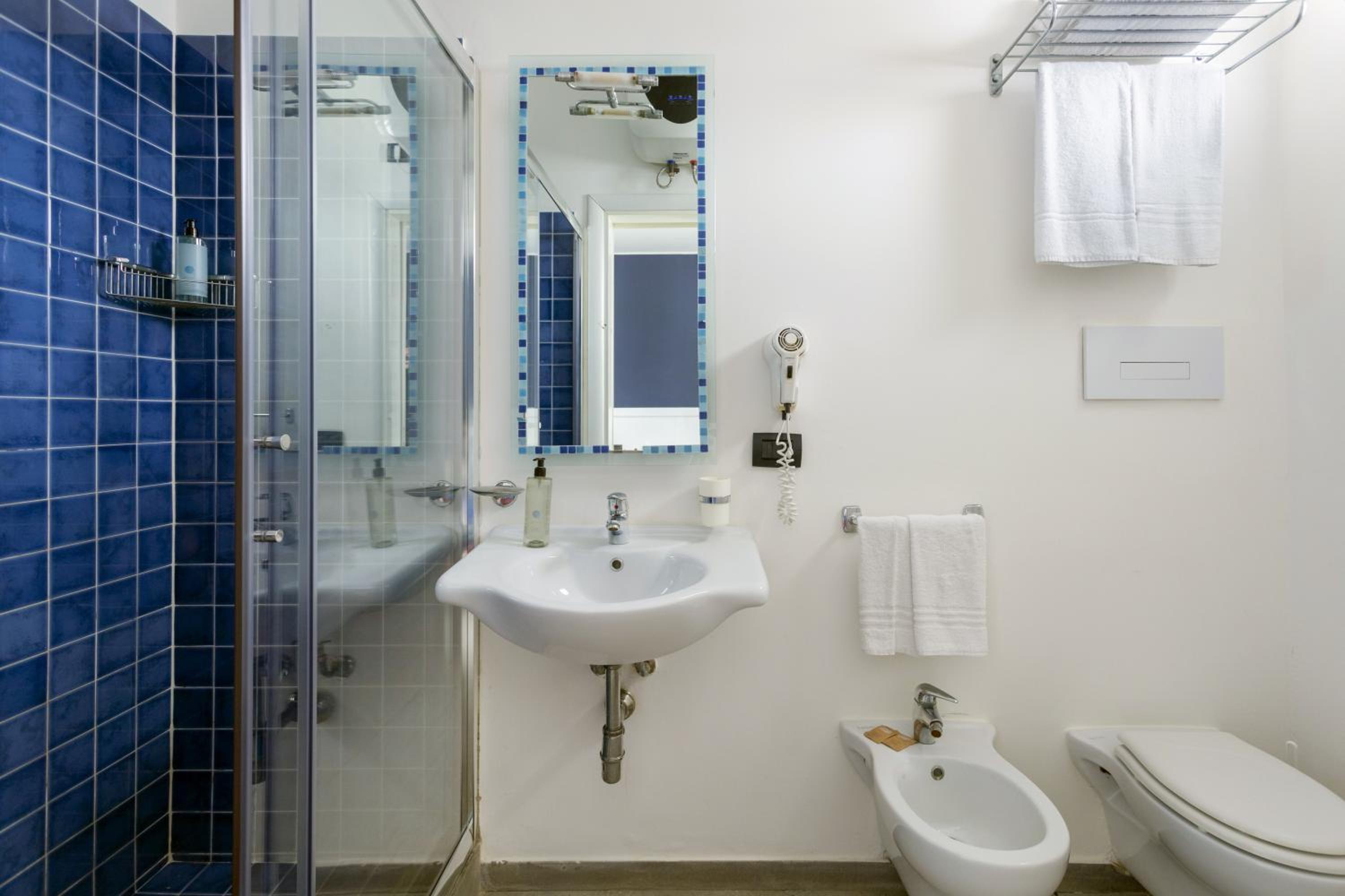 Standard Apartment - Photo 4