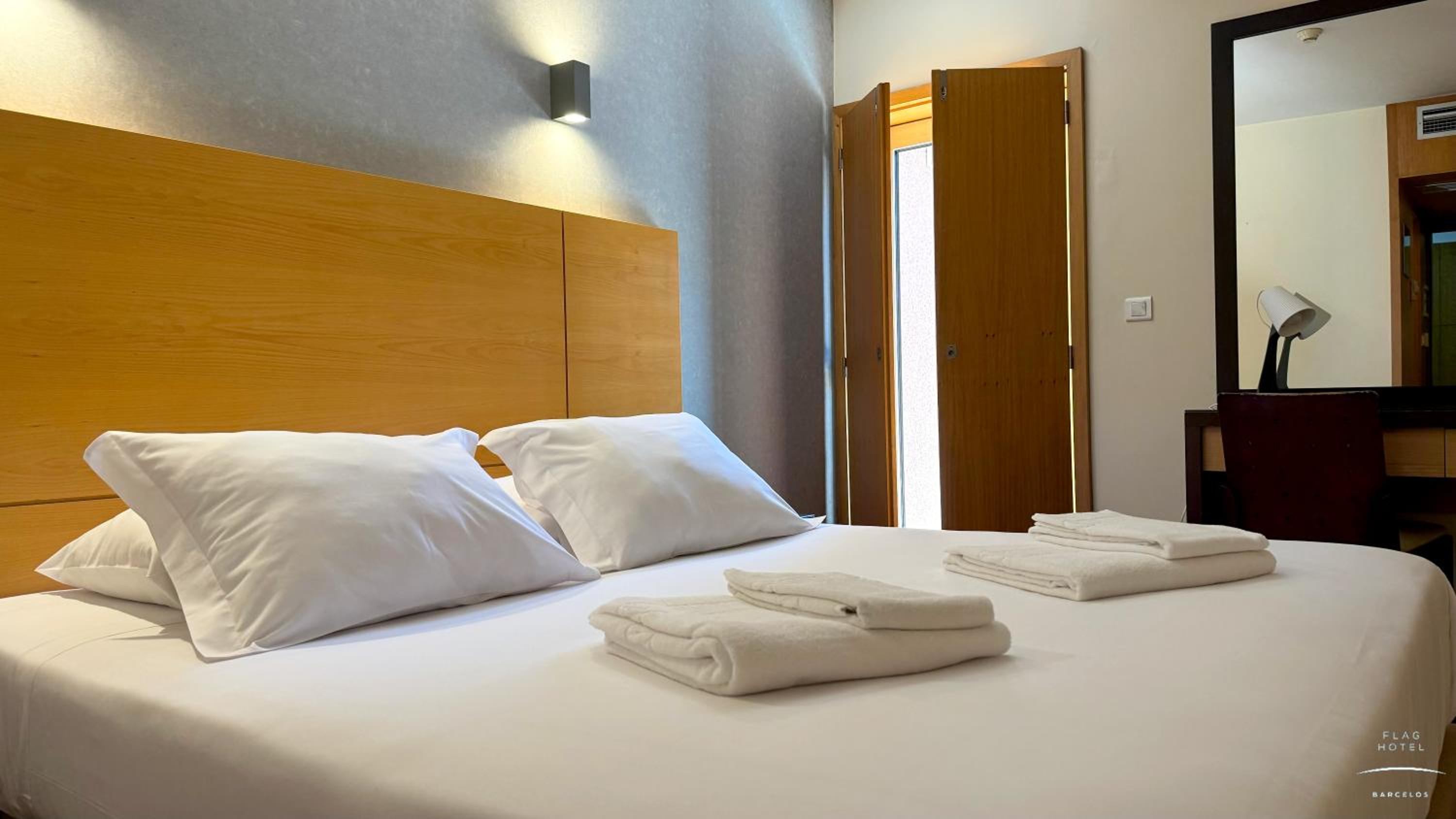 Double Room - Photo 8