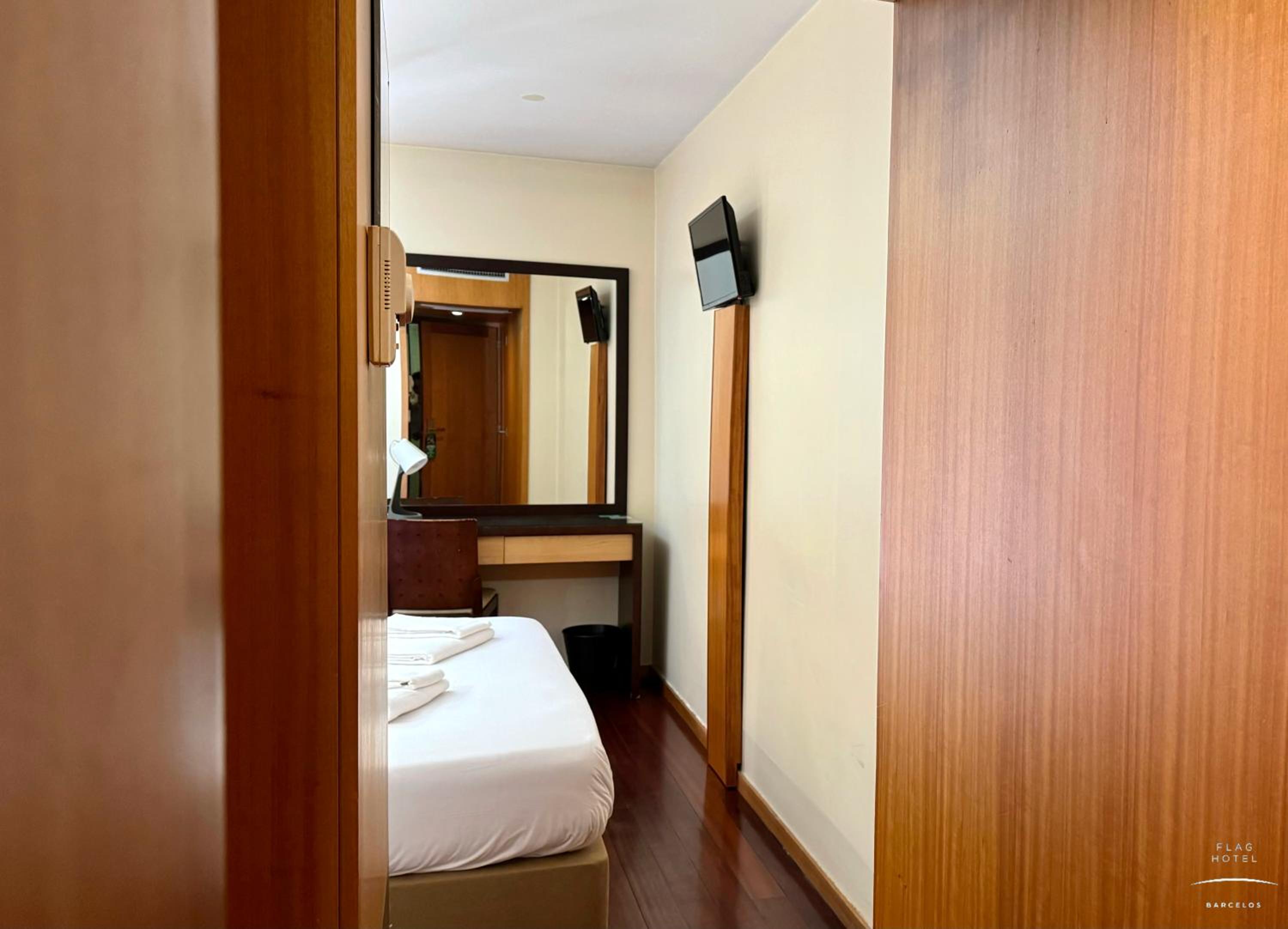 Double Room - Photo 10