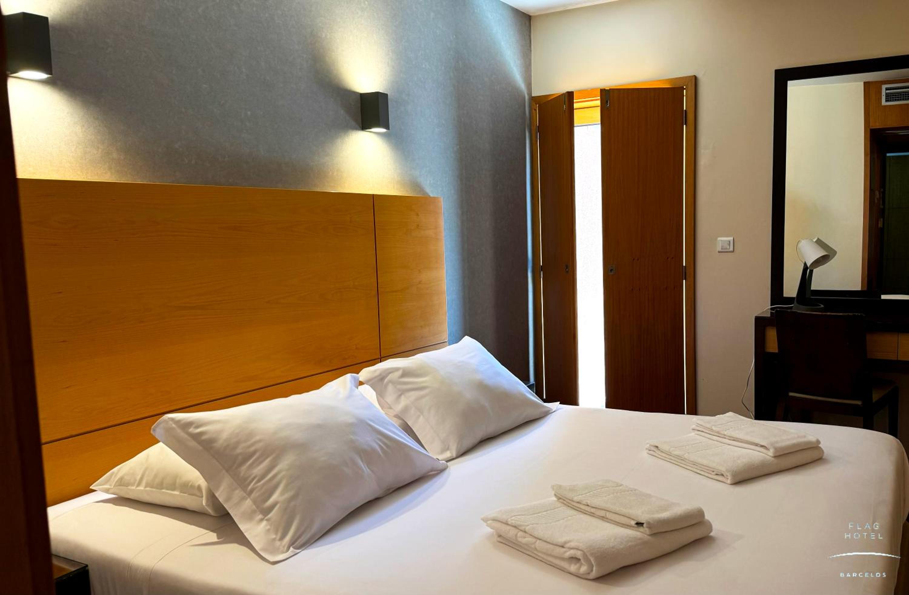 Double Room - Photo 12