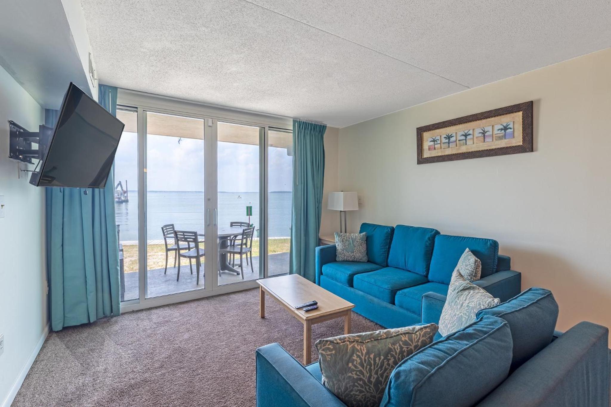 Three-Bedroom Apartment with Water View