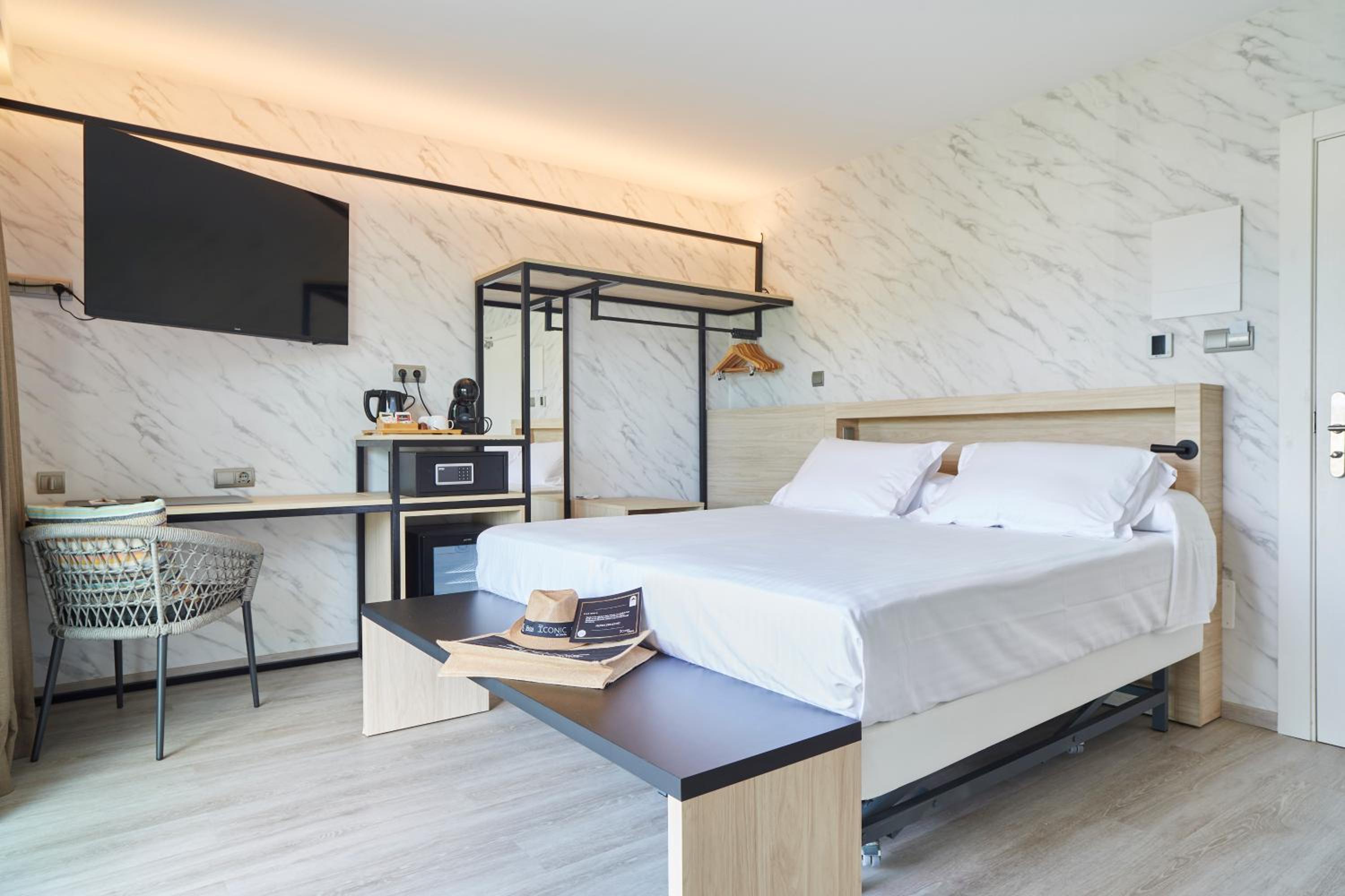  Iconic Double Room - Photo 1