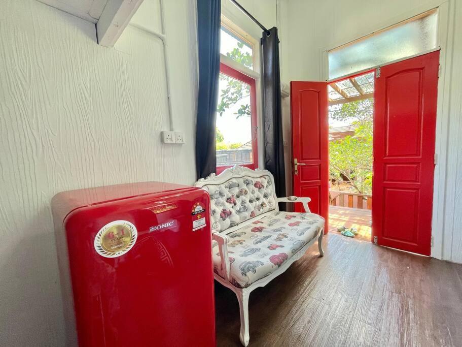 One-Bedroom House photo 3