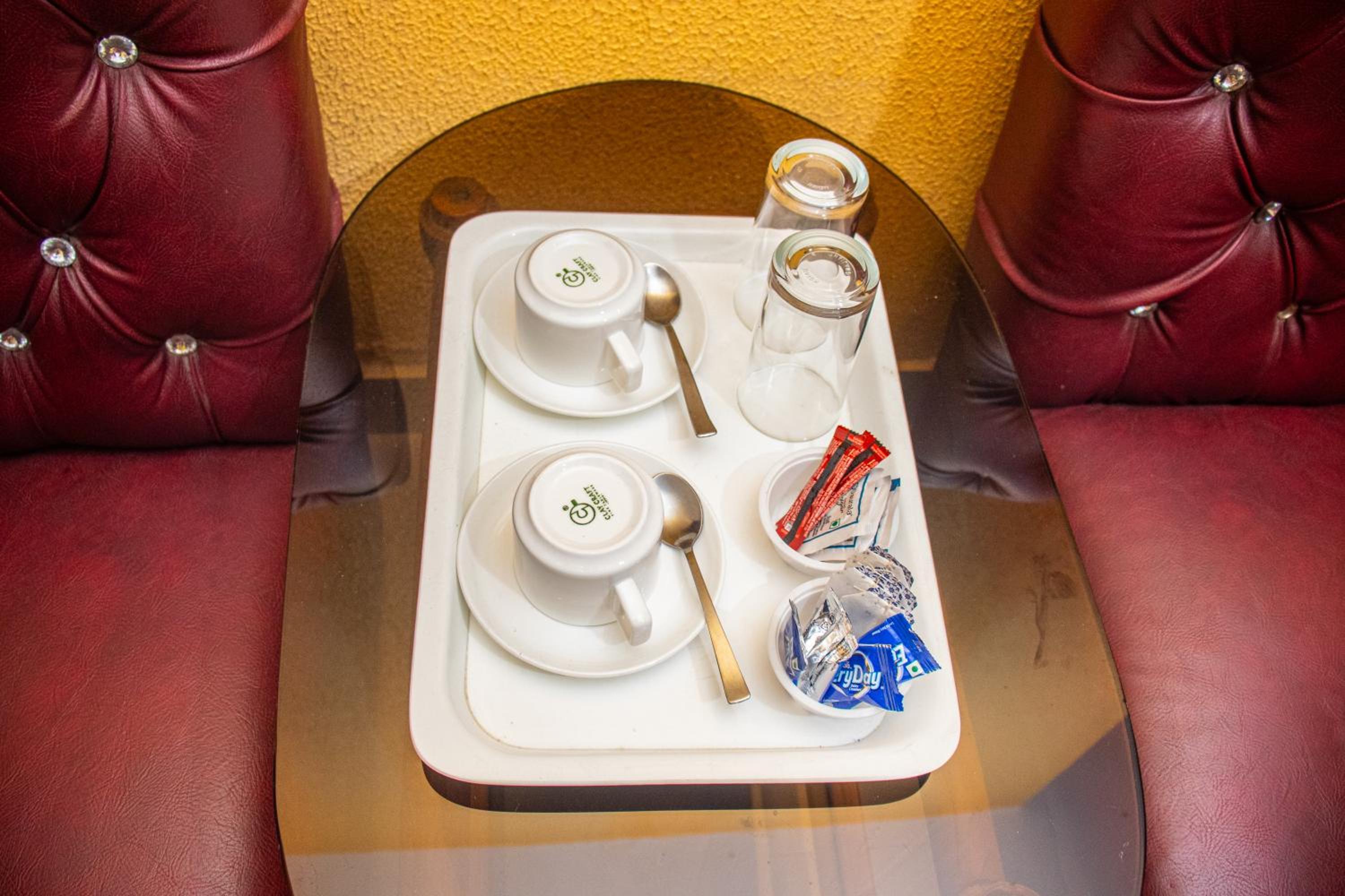 Deluxe Double Room (2 Adults + 1 Child) - Photo 2