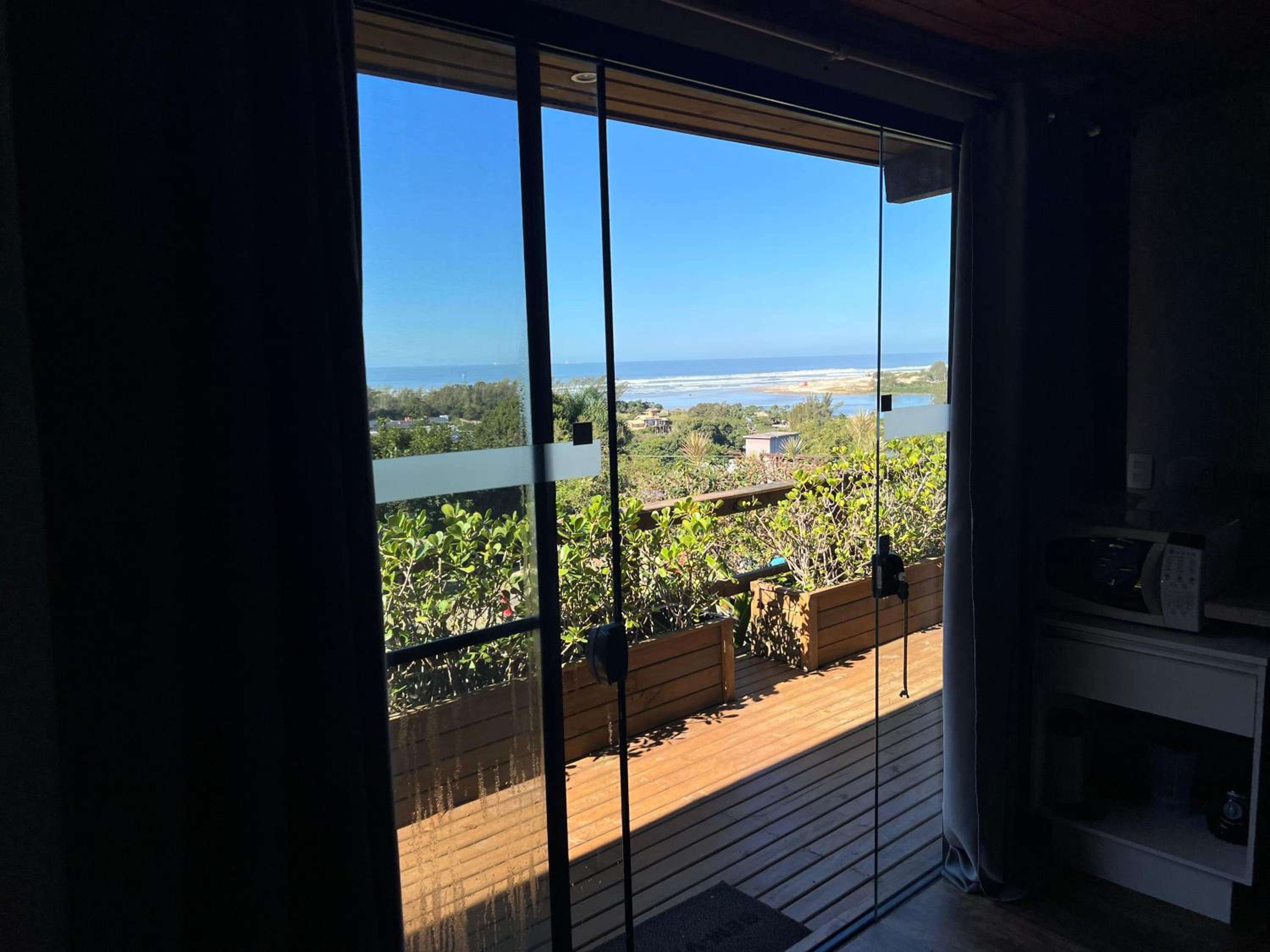 Suite with Hot Tub - Photo 25