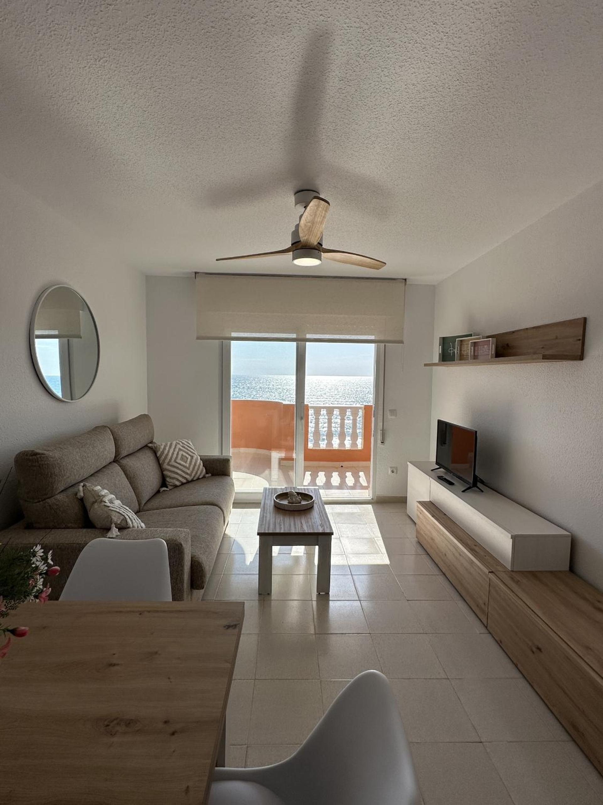 Apartamento con vista al mar