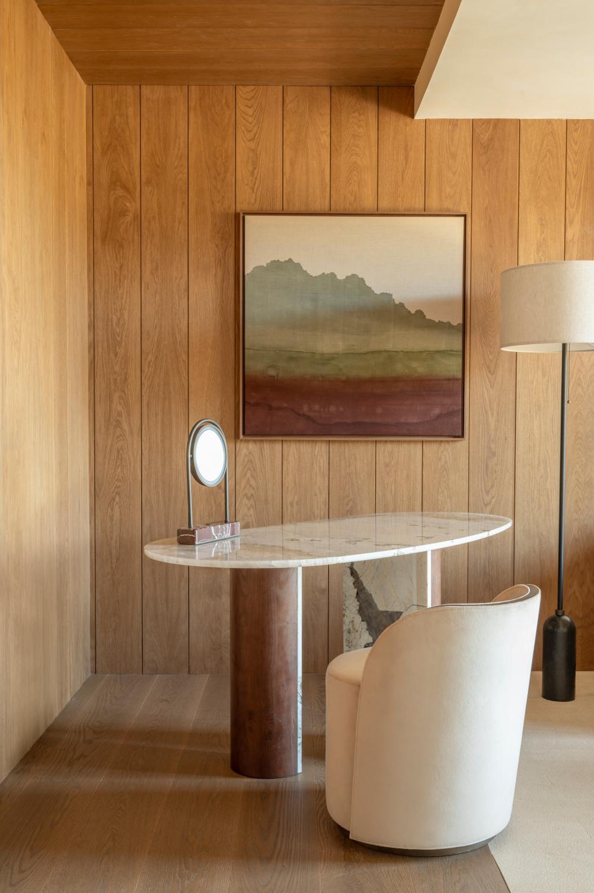 Suite - Photo 6