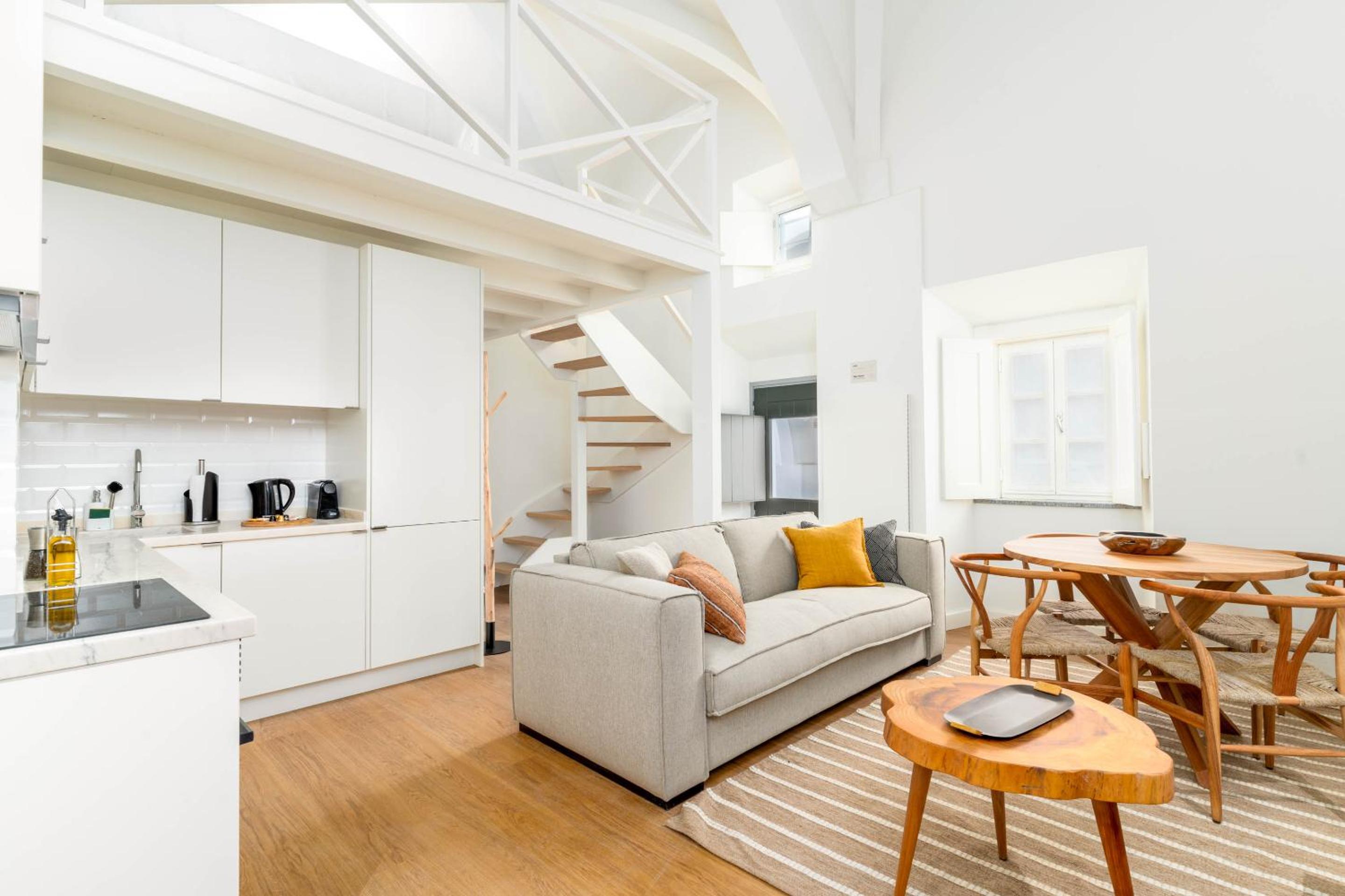 One-Bedroom Apartment with sofa bed