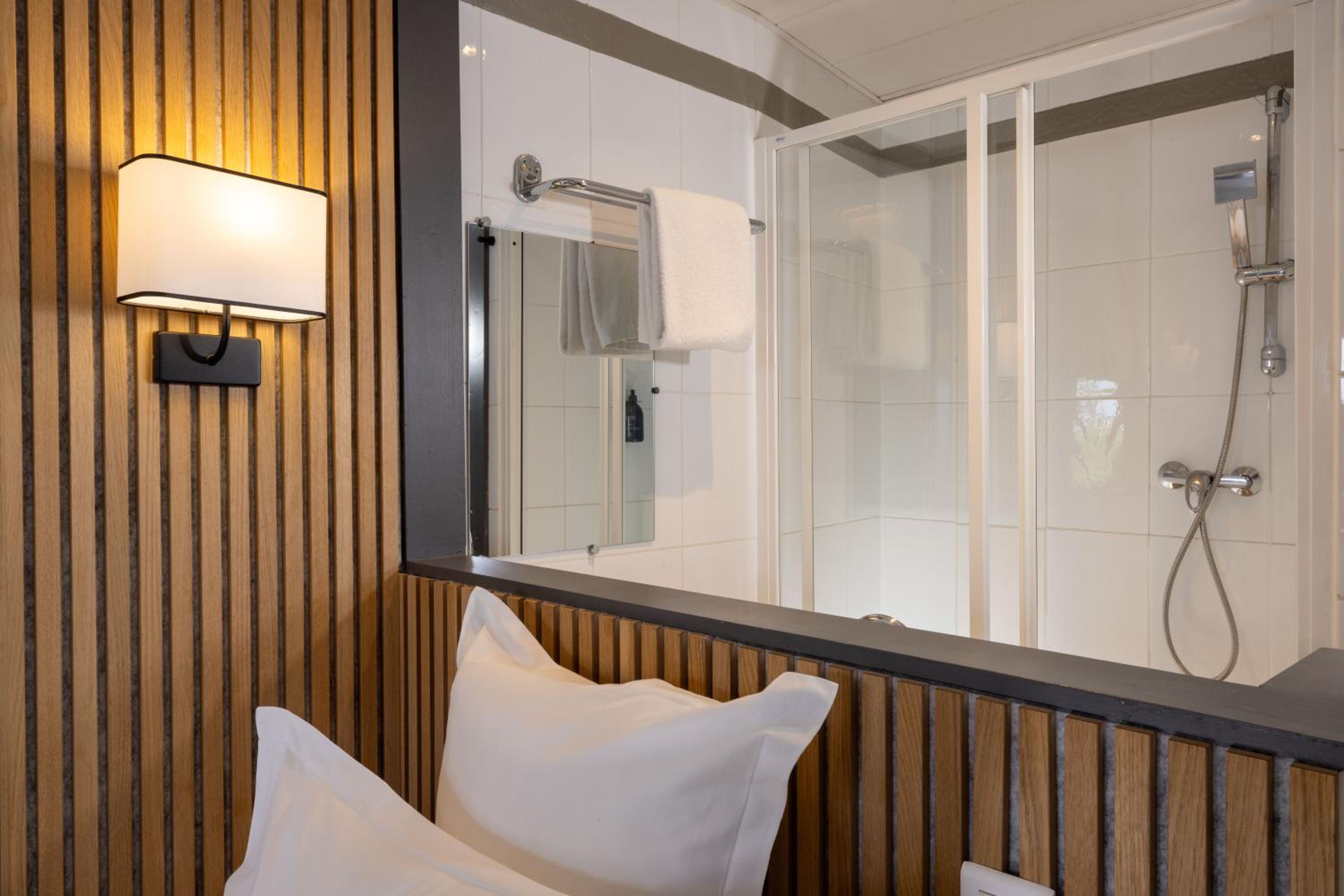 Single Room photo 3