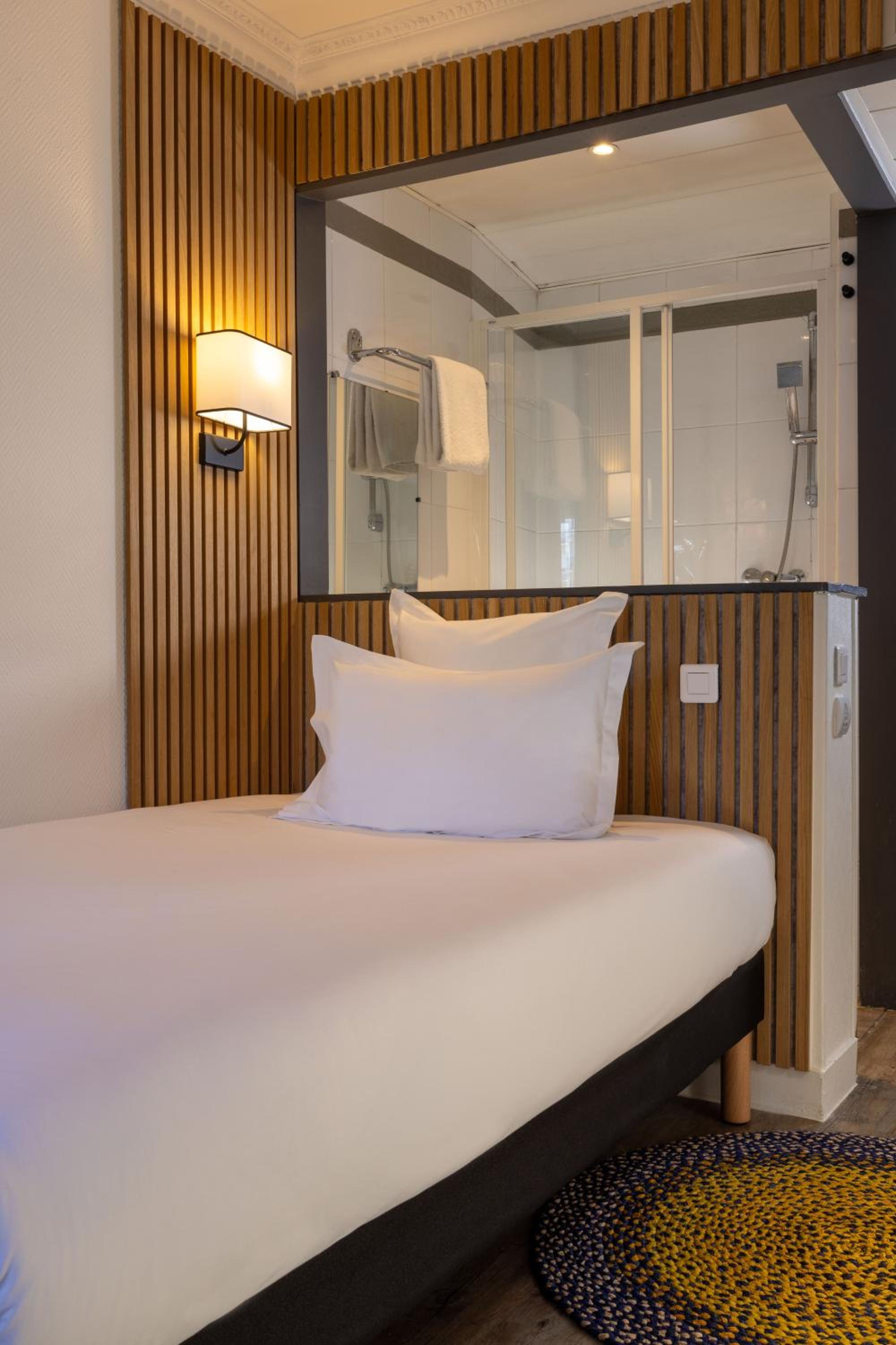 Single Room photo 1