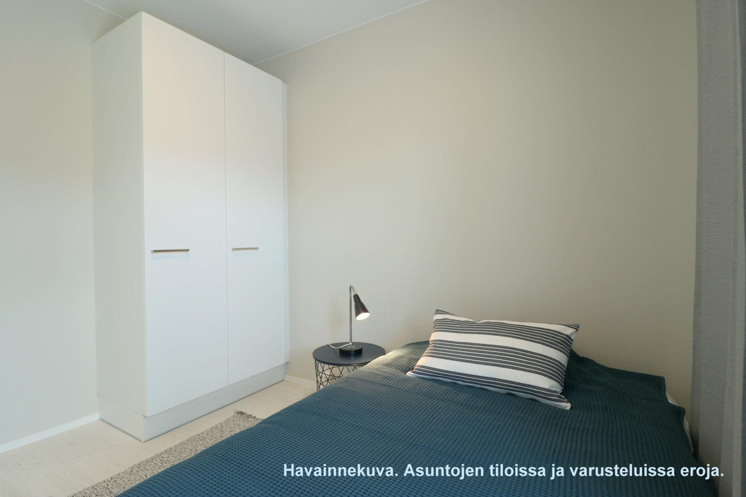 Three-Bedroom Apartment photo 2