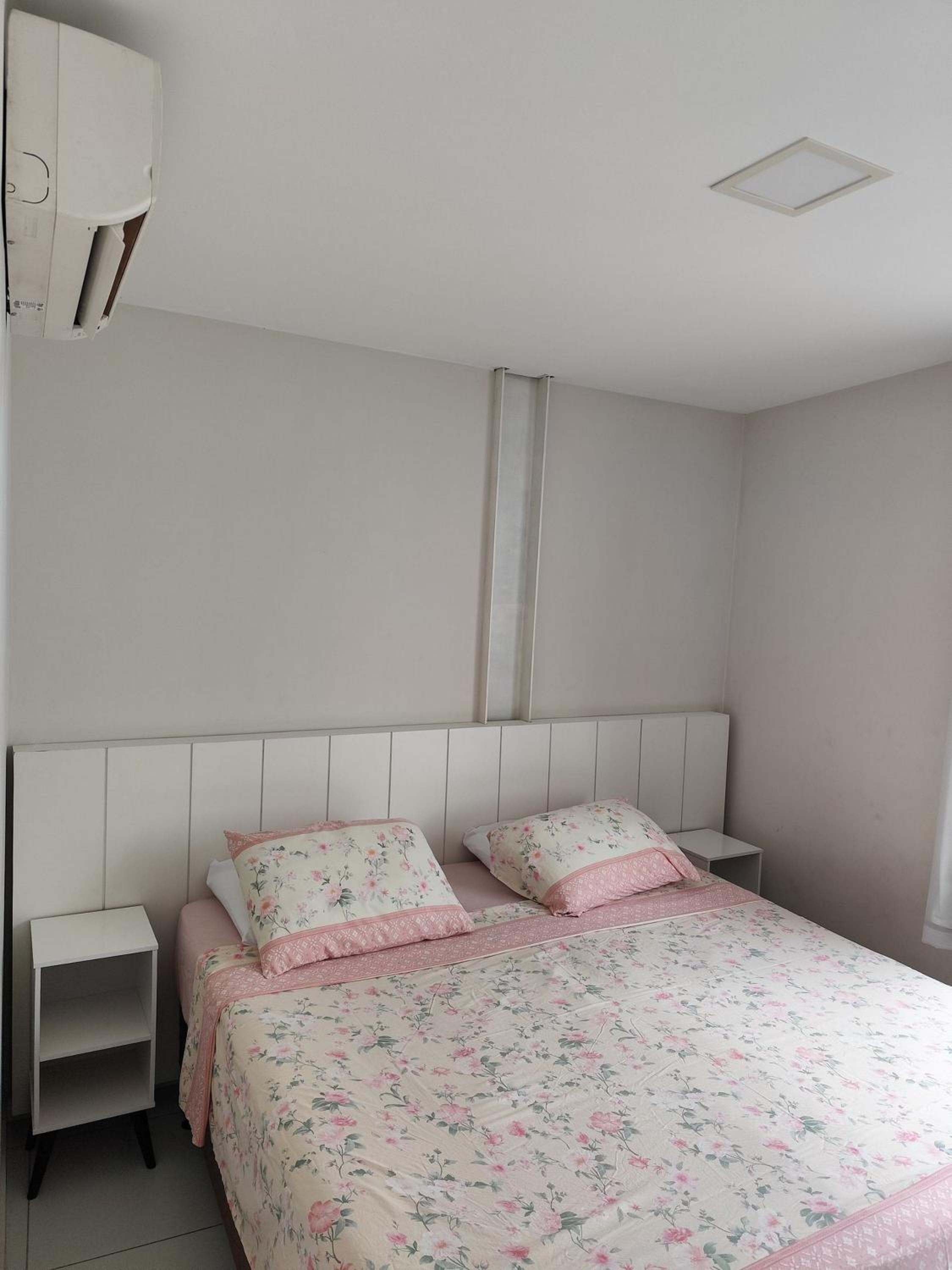 Deluxe King Room photo 2