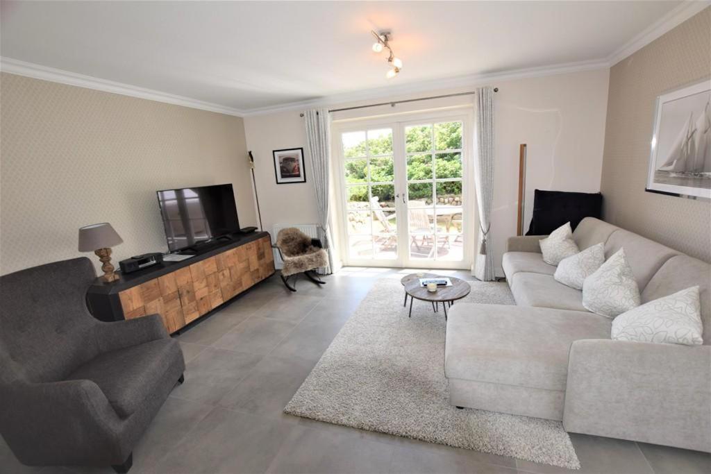 Apartment with Terrace photo 1