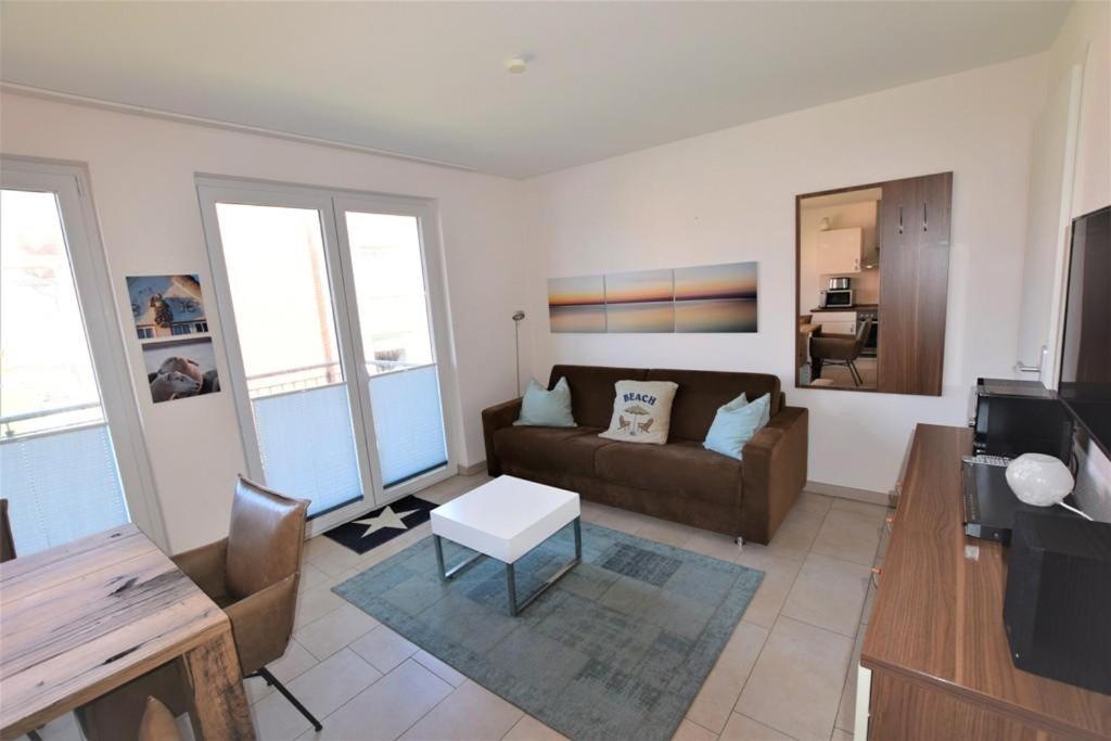 Apartment with Balcony photo 1