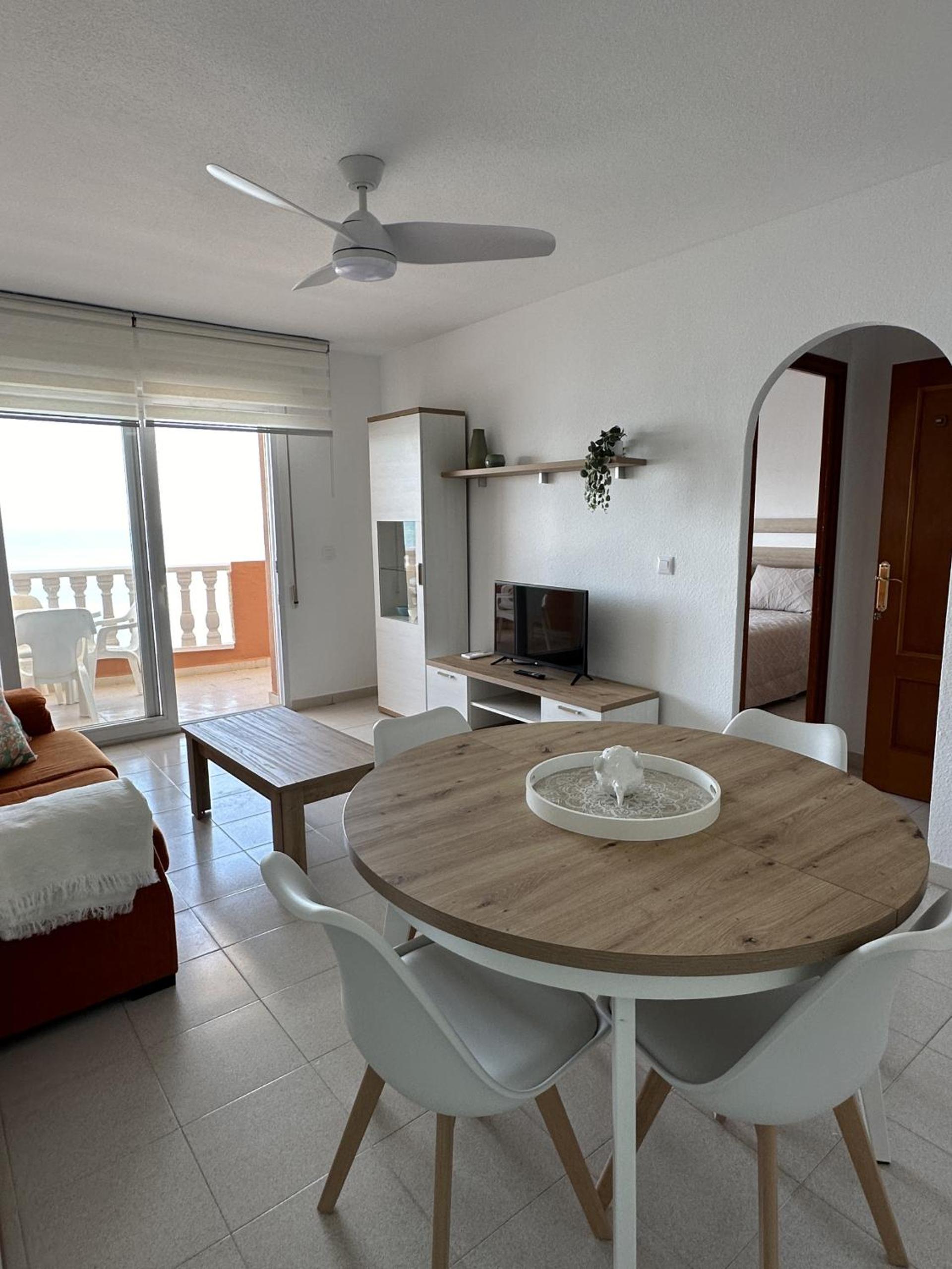 Apartamento con vista al mar