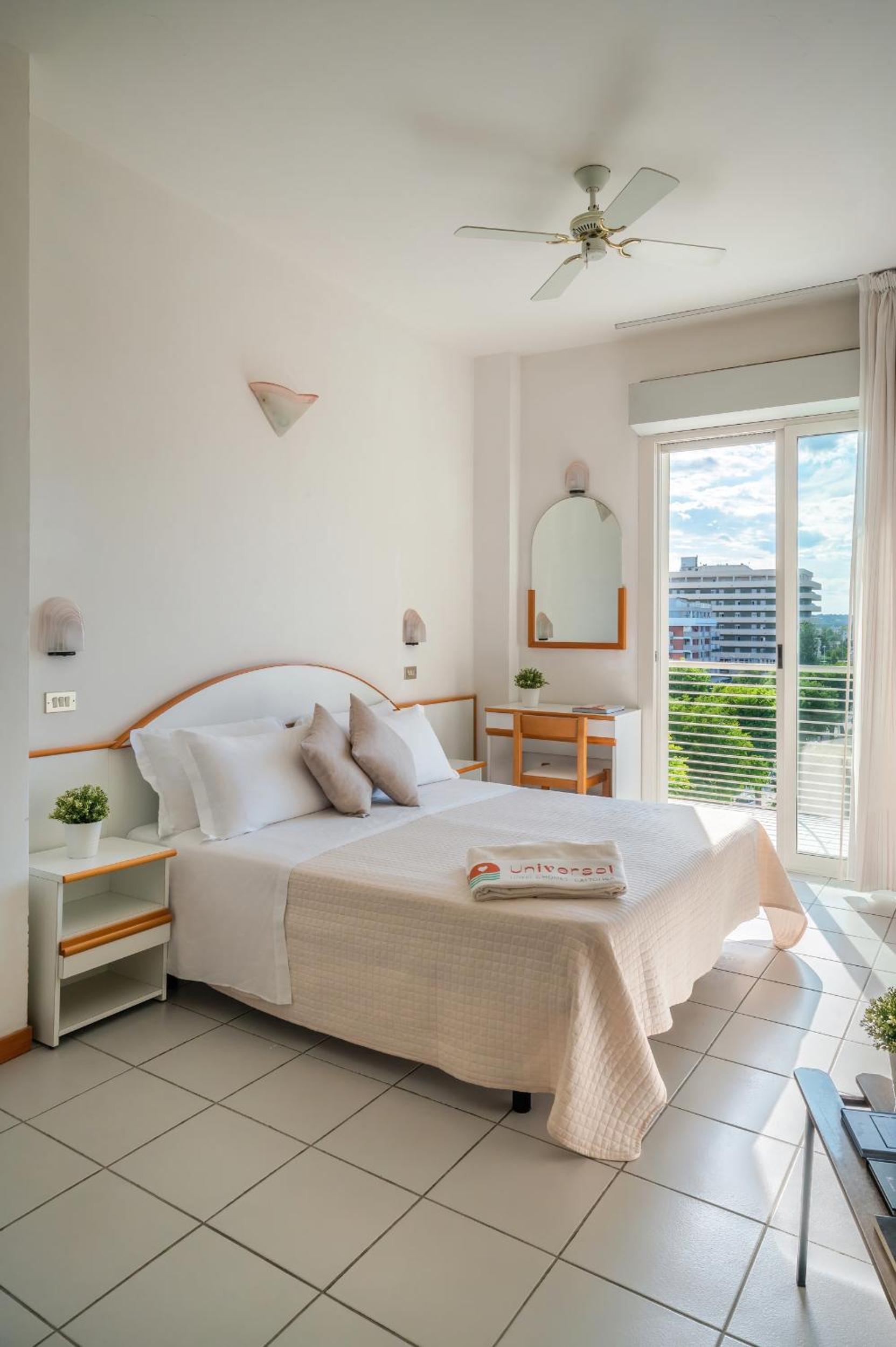 Triple Room with Balcony photo 1