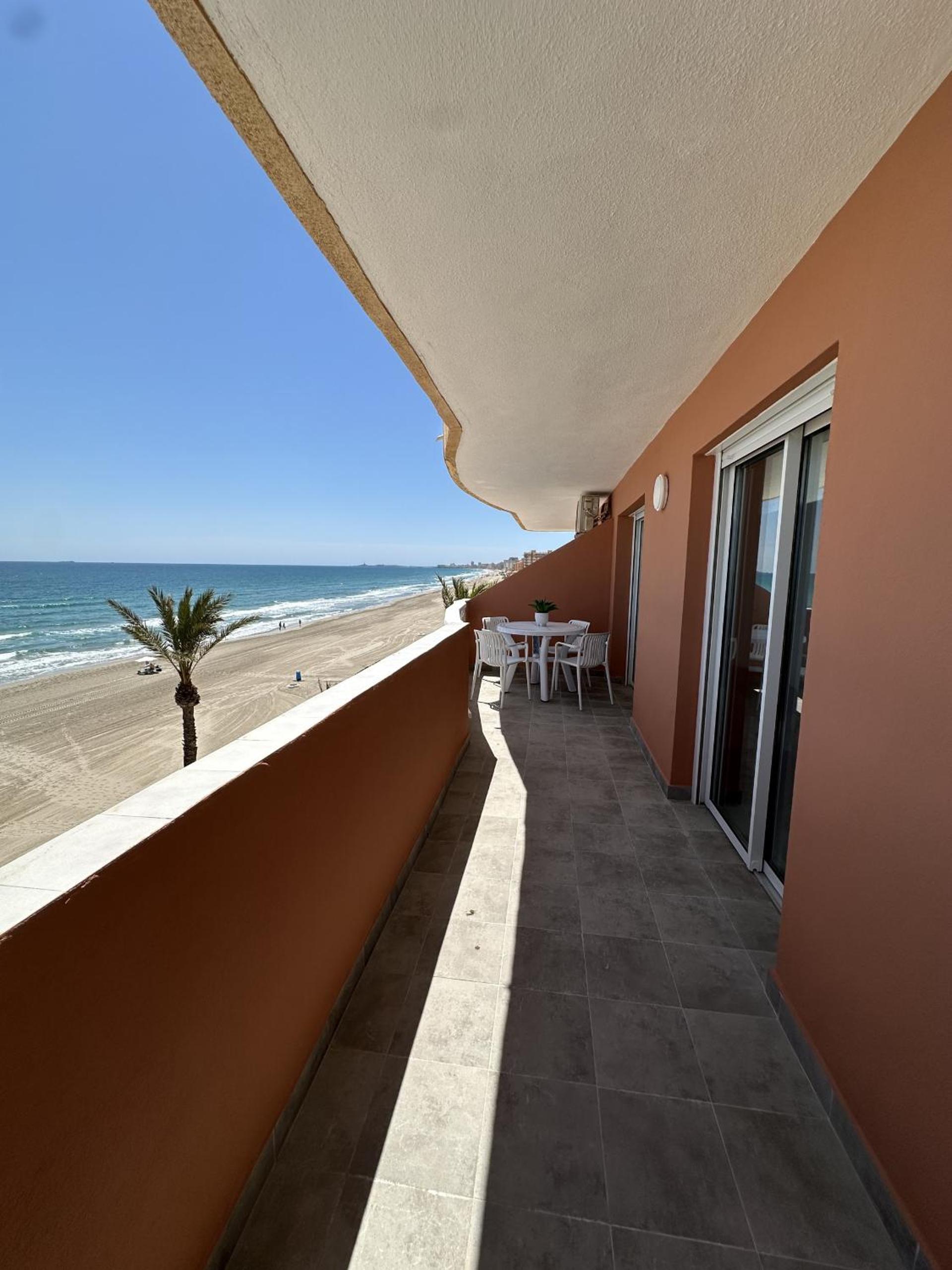 Two-Bedroom Apartment with Sea View photo 3