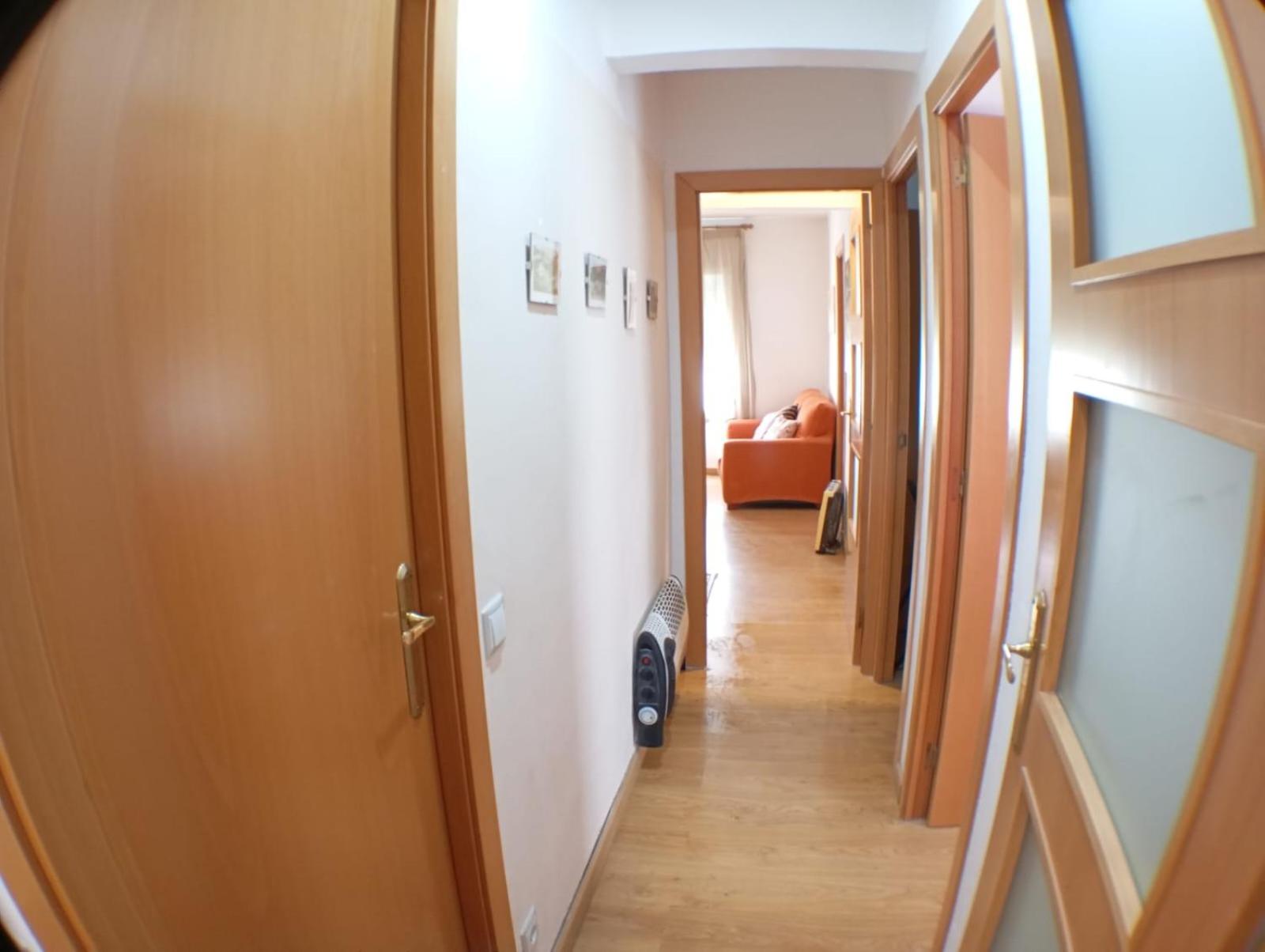 Three-Bedroom Apartment photo 2