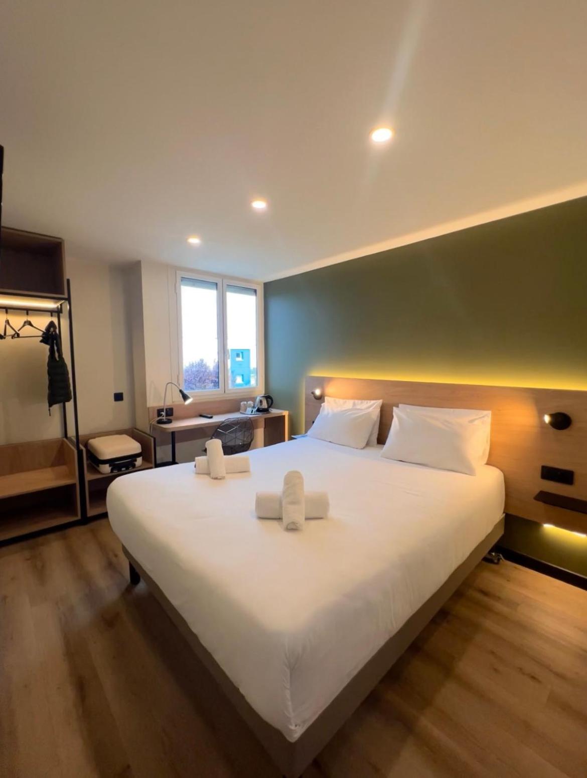 Double Room new generation