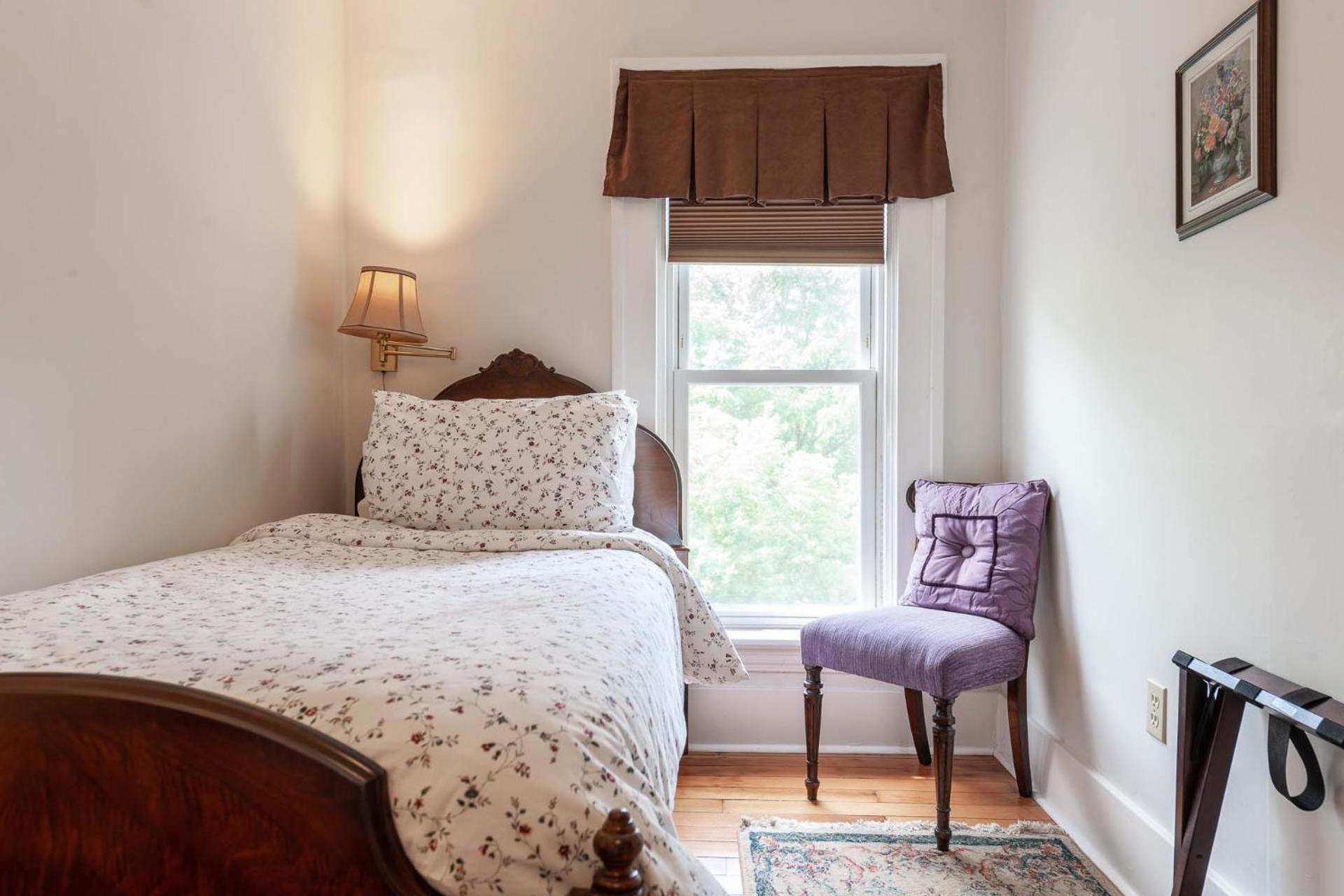 Twin Room with View