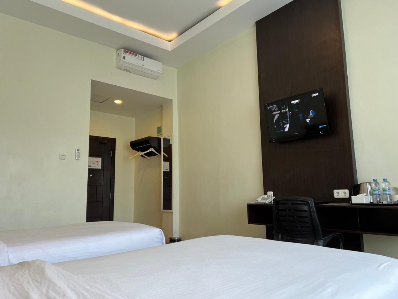 Superior Double or Twin Room photo 2