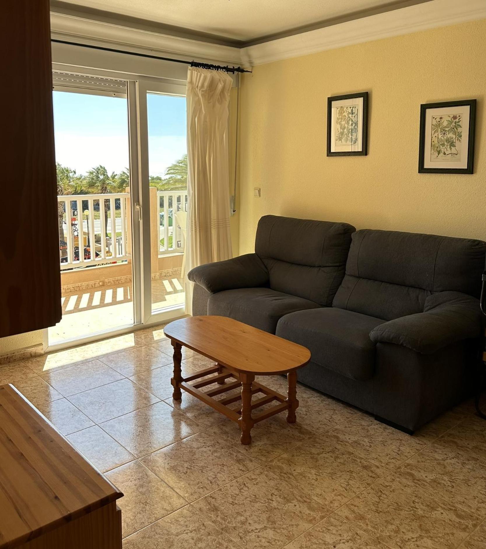 Apartamento con vista al mar