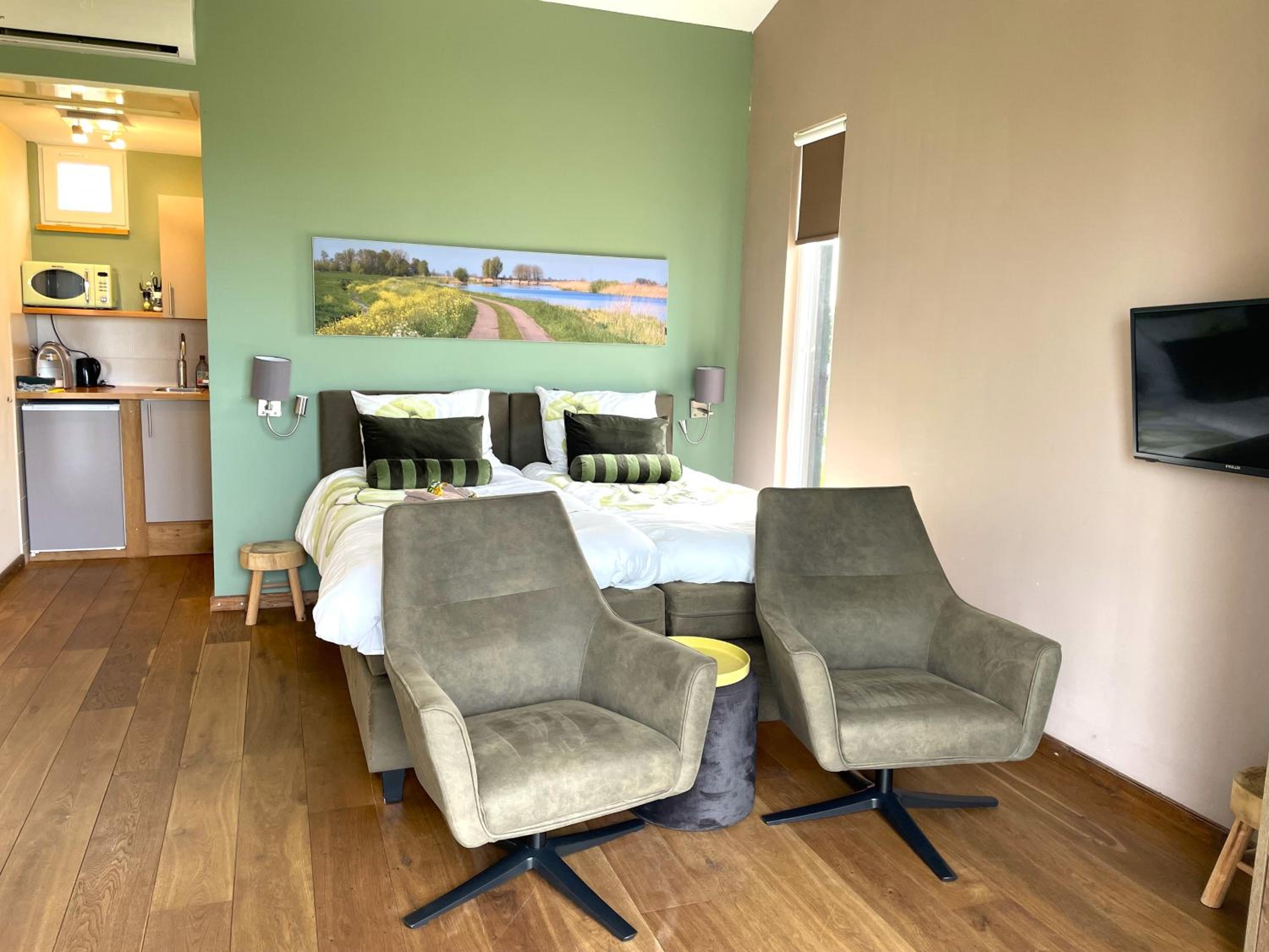 Deluxe Twin Room photo 1