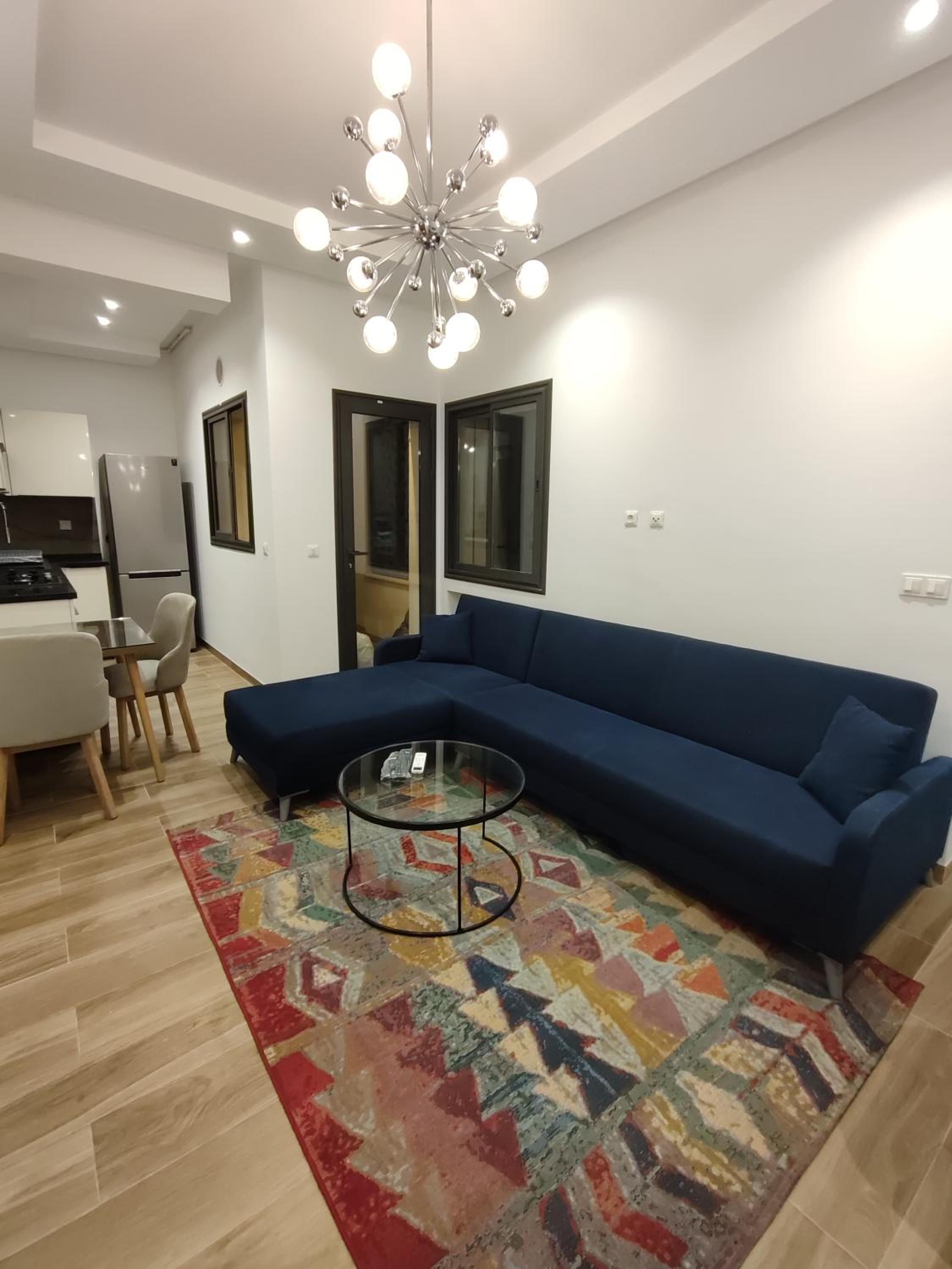 One-Bedroom Apartment photo 1