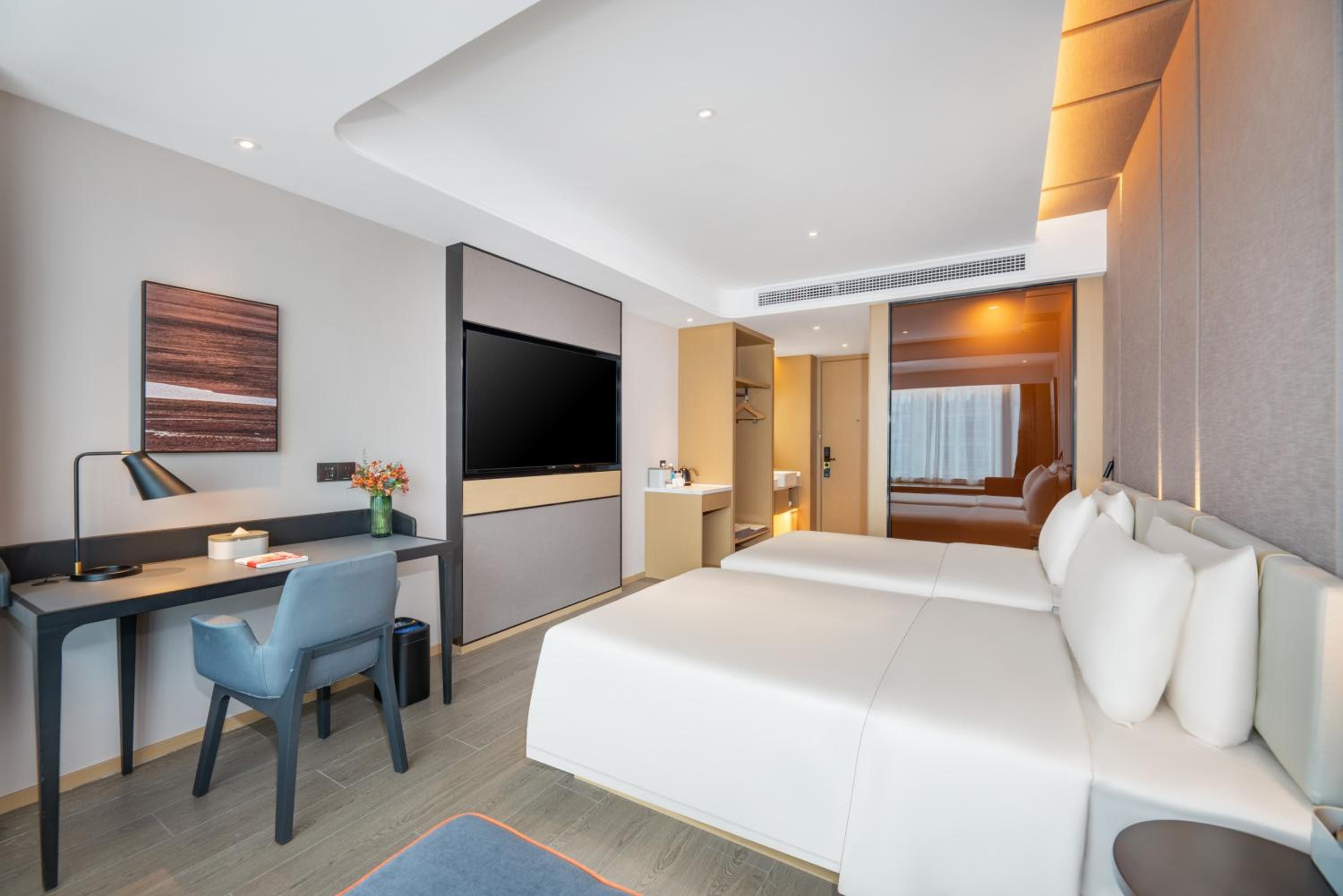 Superior Twin Room with View photo 1