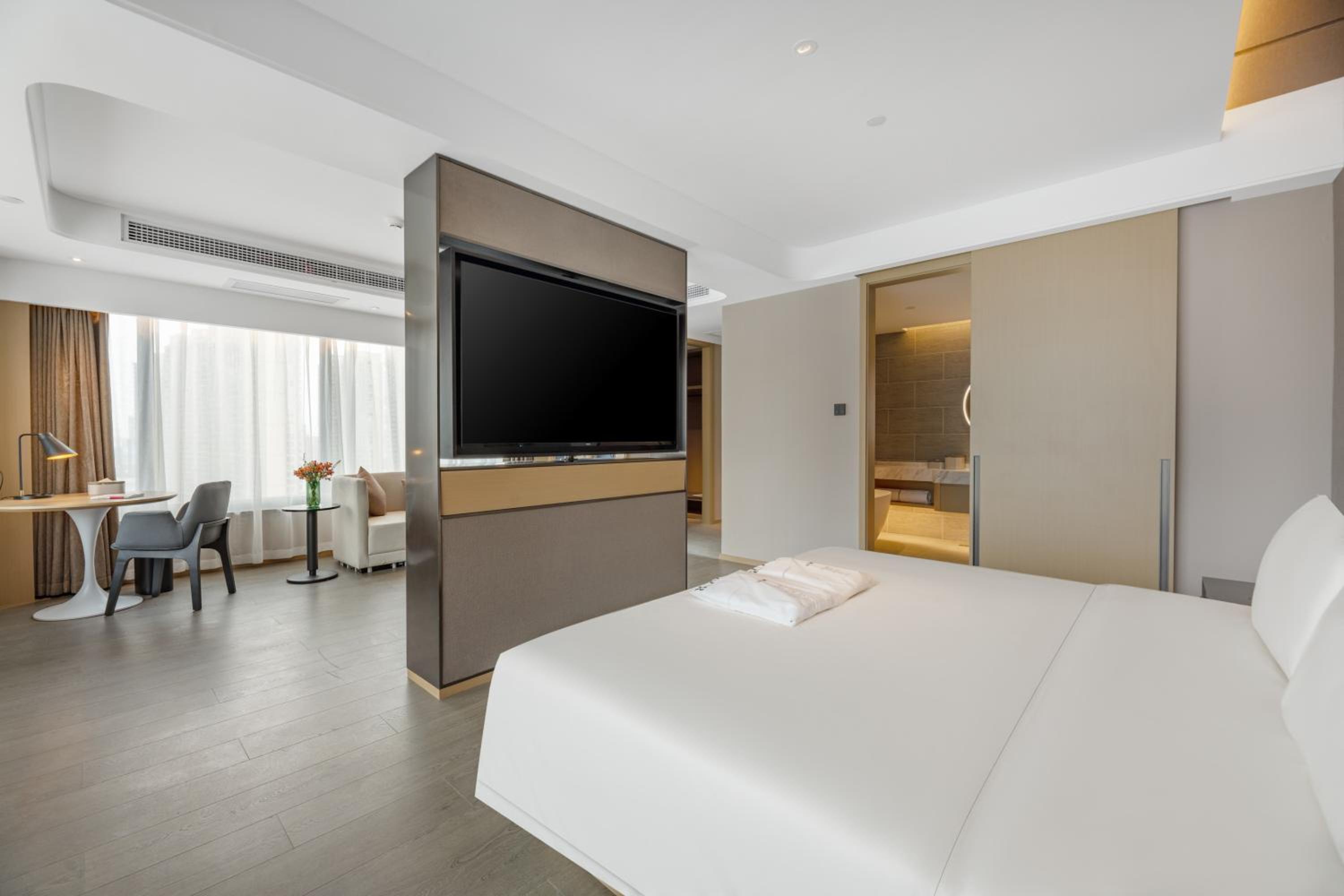 Jimu Suite with River View photo 1