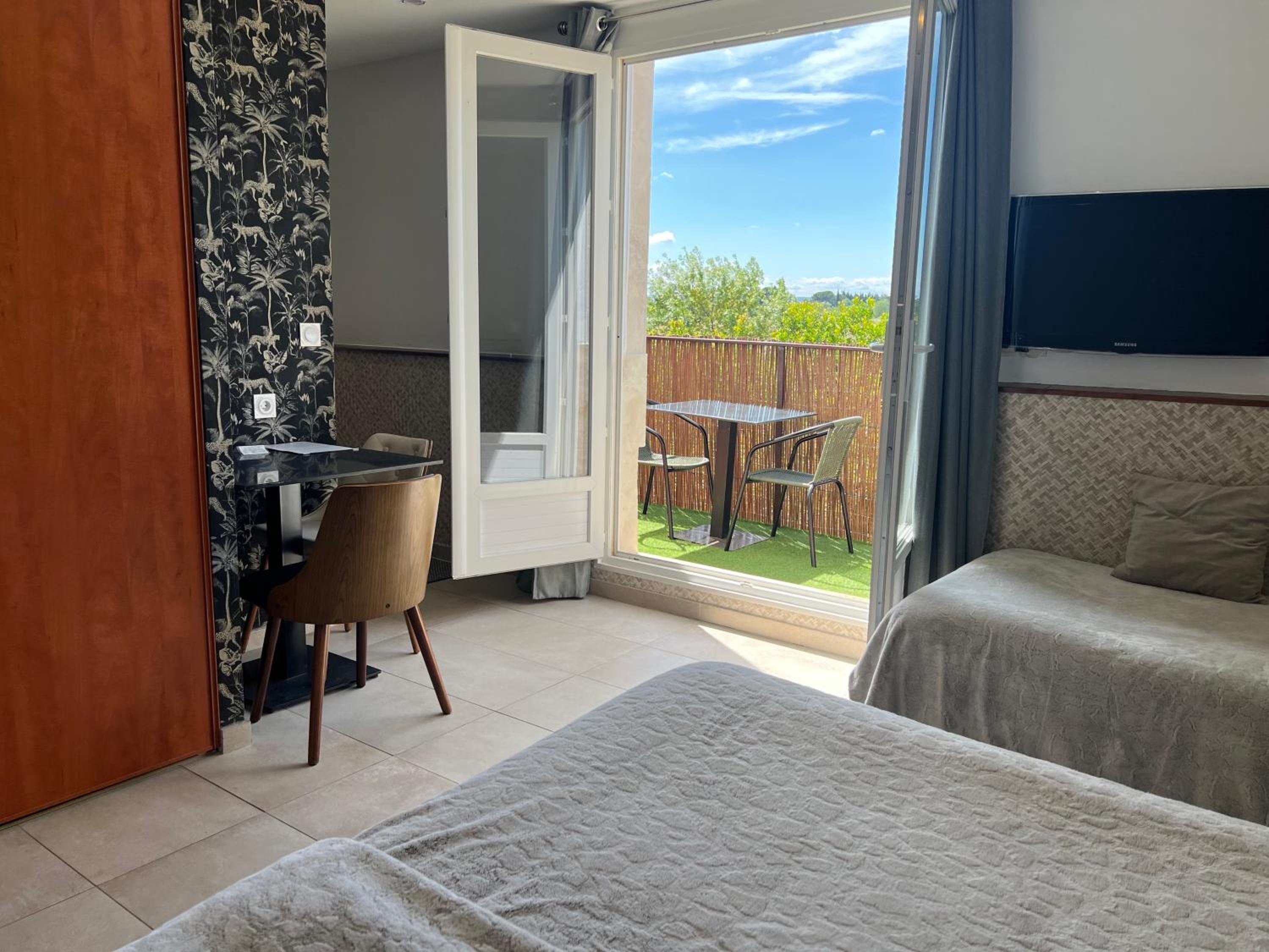 Double Room - Photo 29