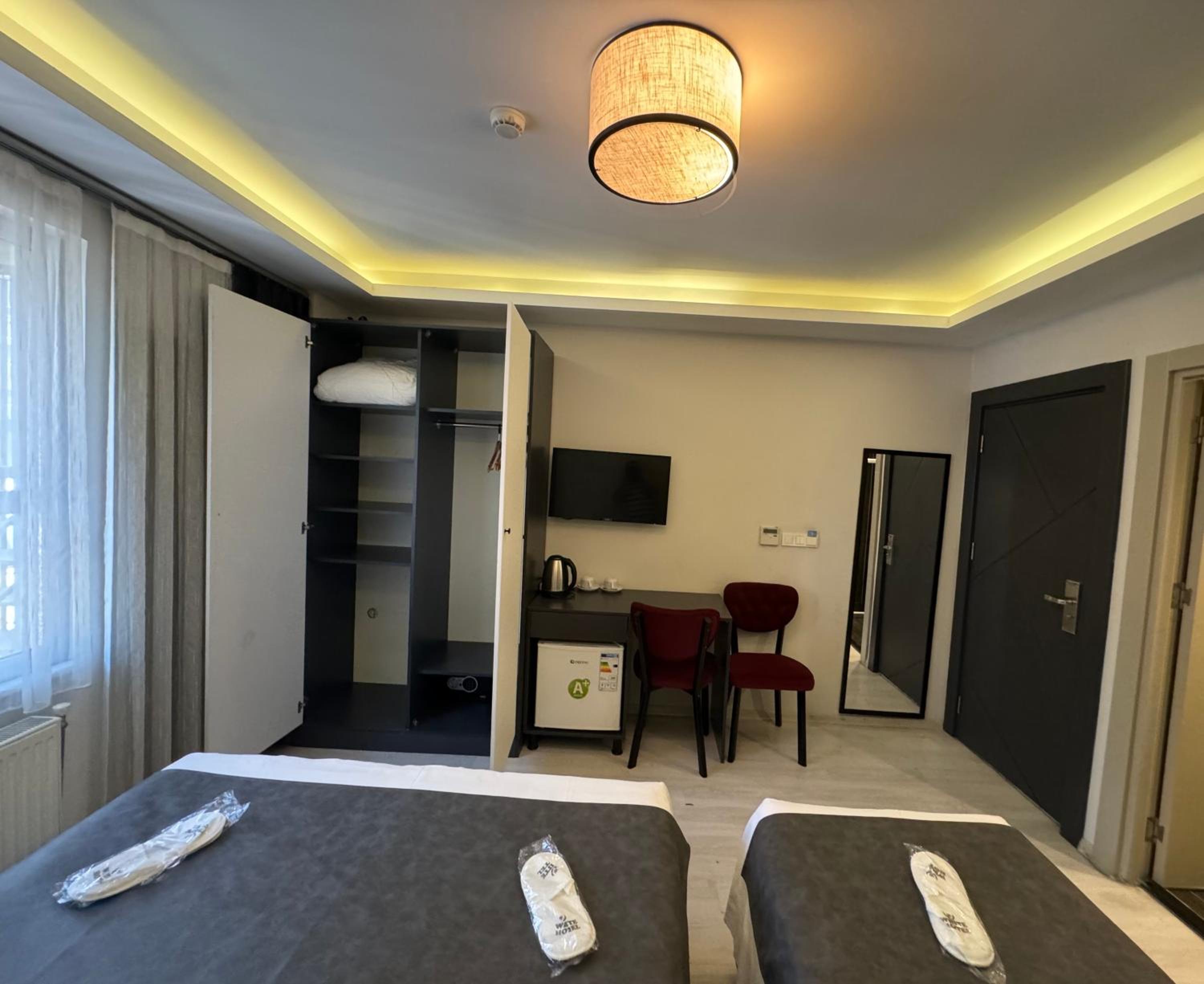 Superior Triple Room photo 3