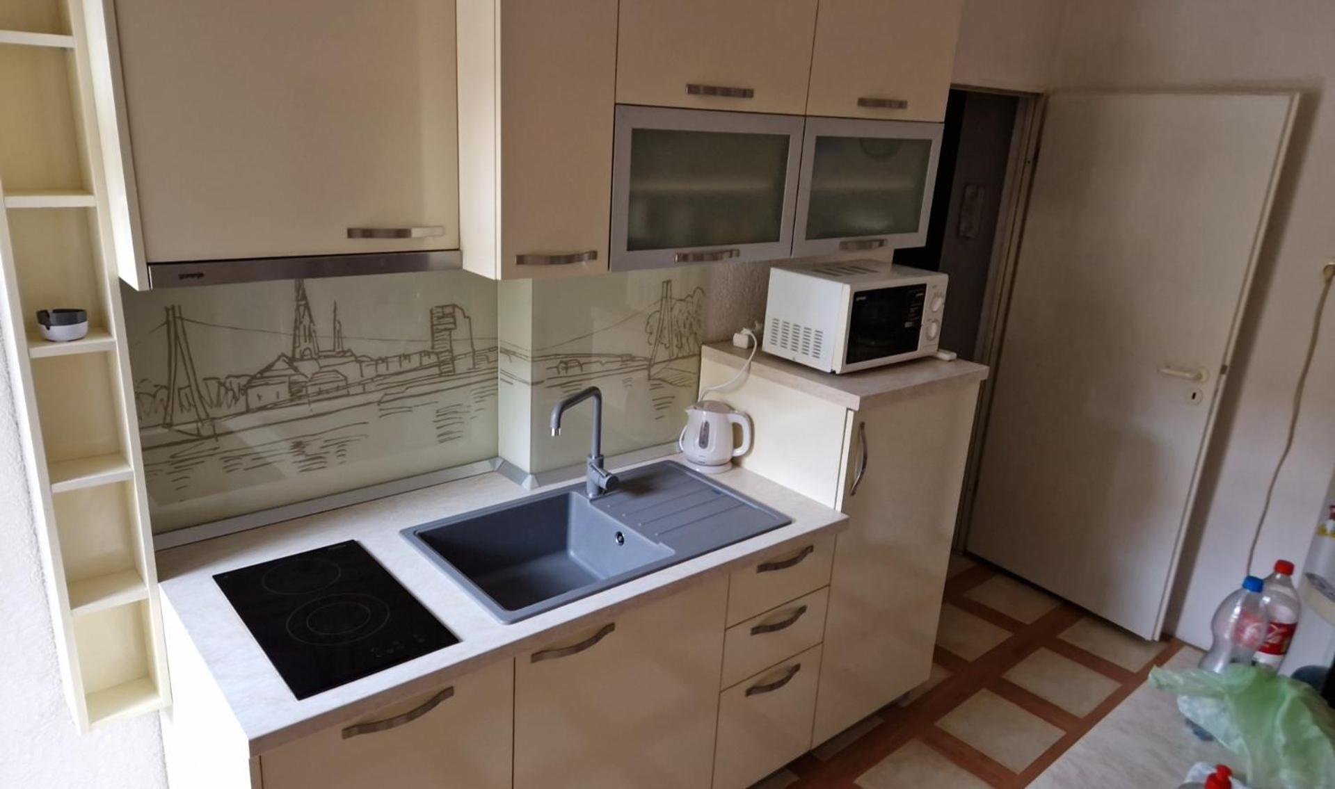 Deluxe Apartment - Photo 12