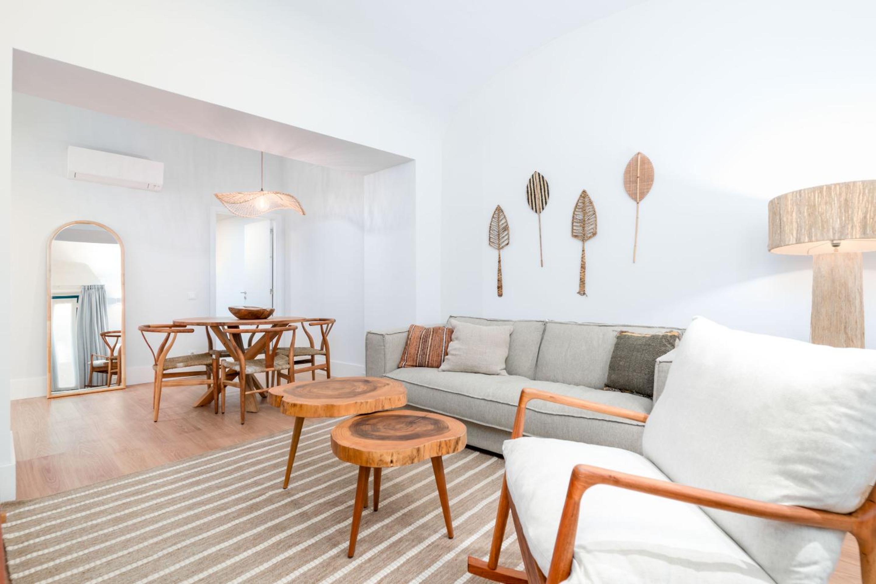 Two-Bedroom Deluxe Apartment with private terrace