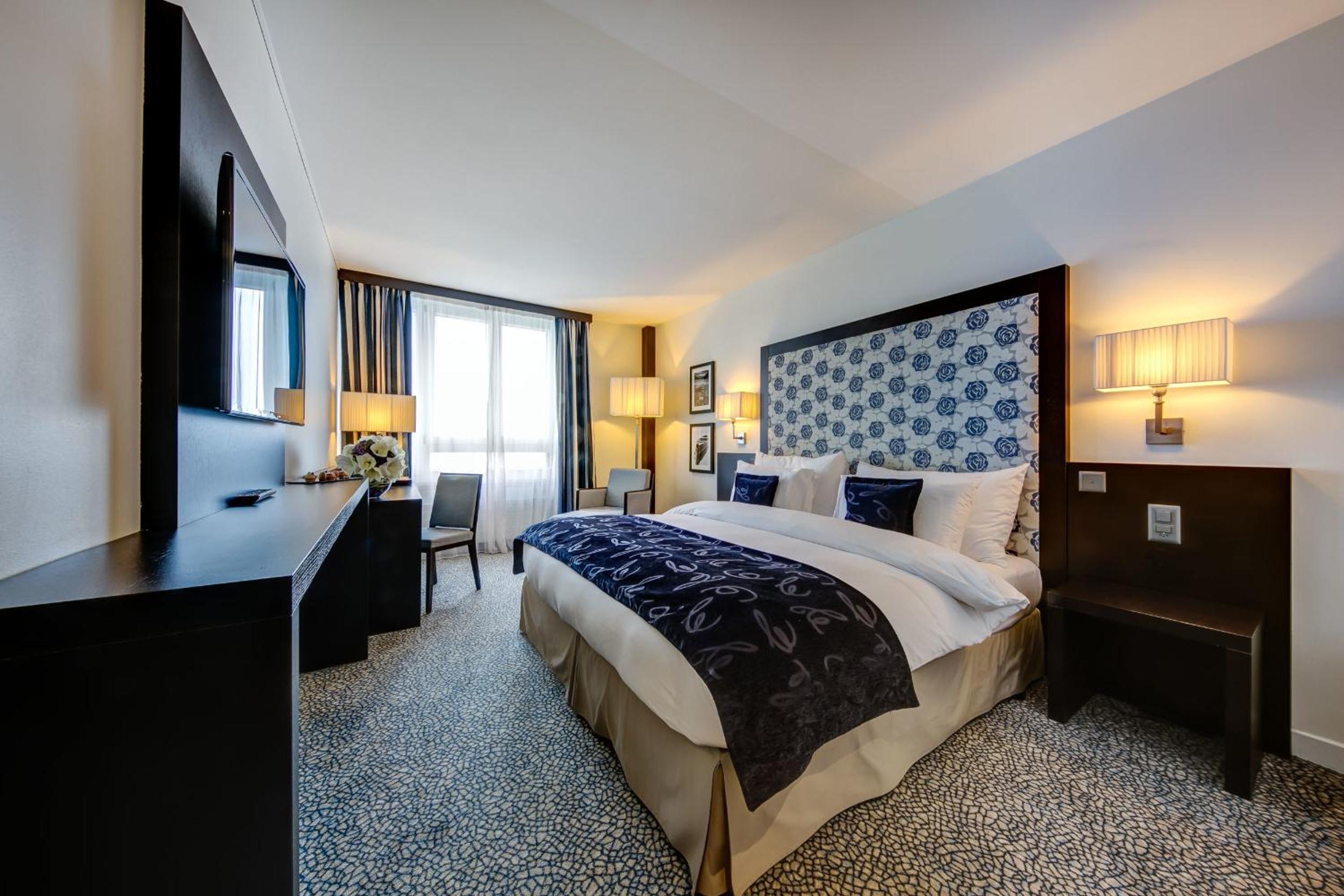Comfort Double or Twin Room with Lake view - Photo 1