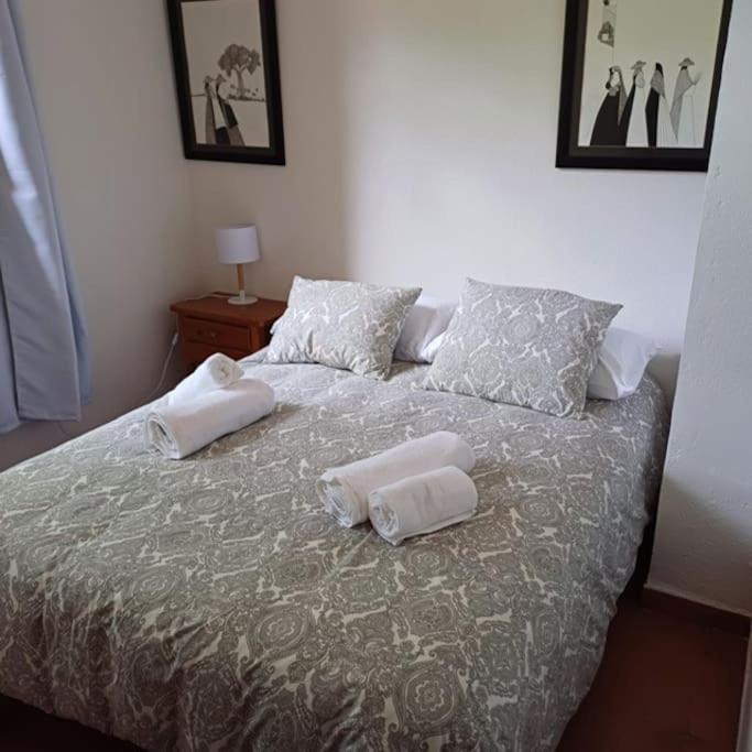 Six-Bedroom House photo 2