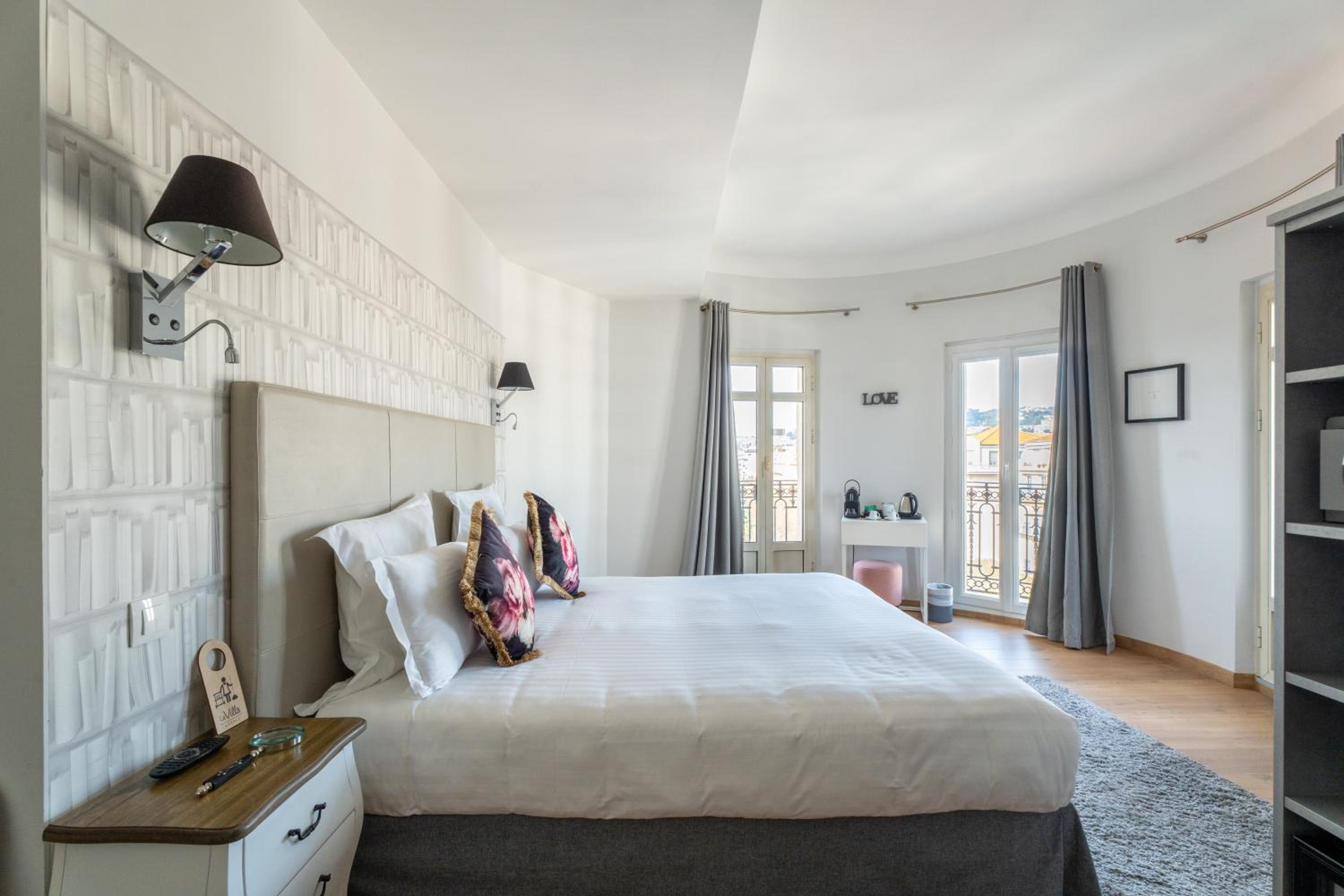 Junior Suite - Photo 1