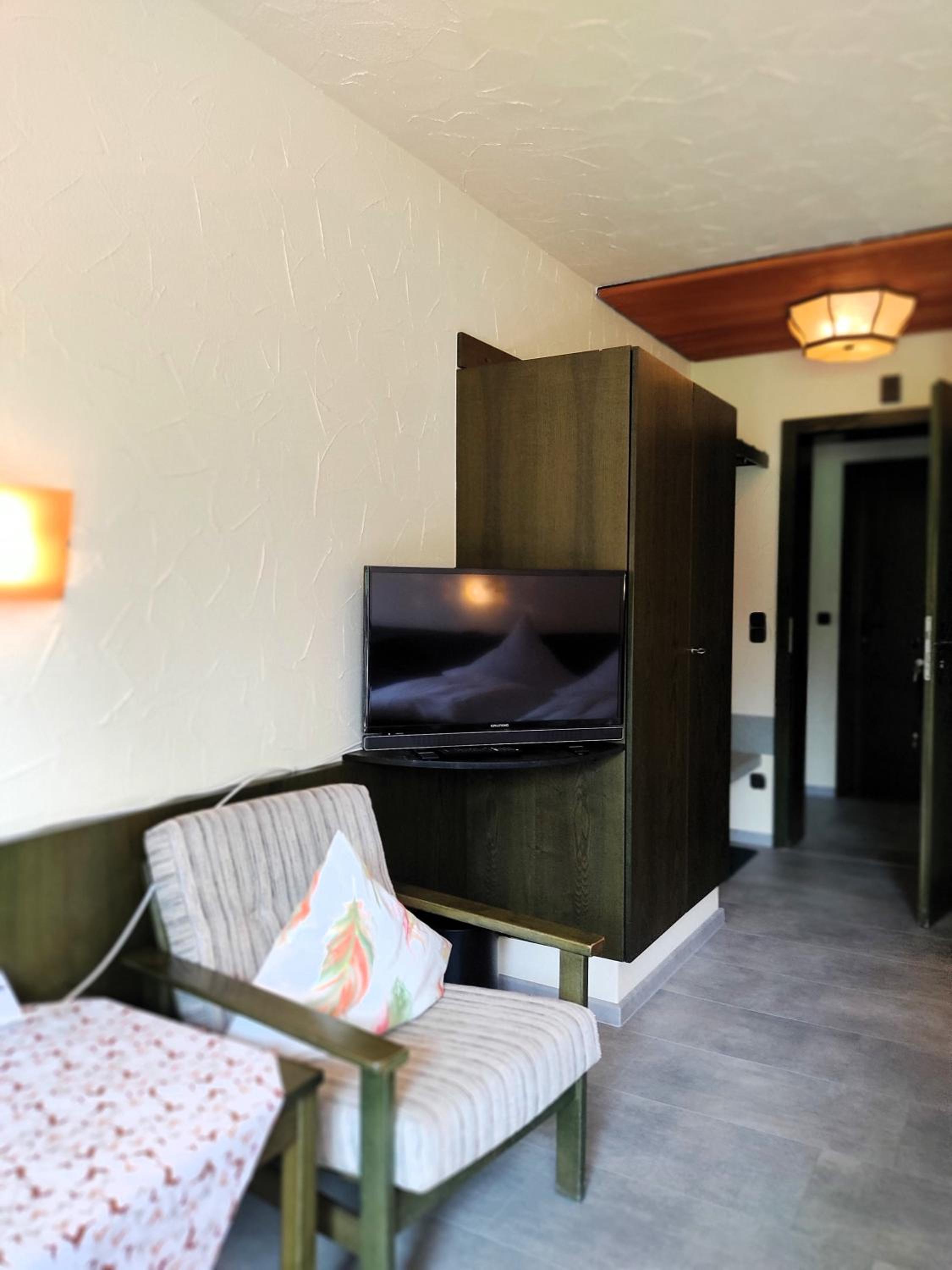 Double Room with Balcony photo 2