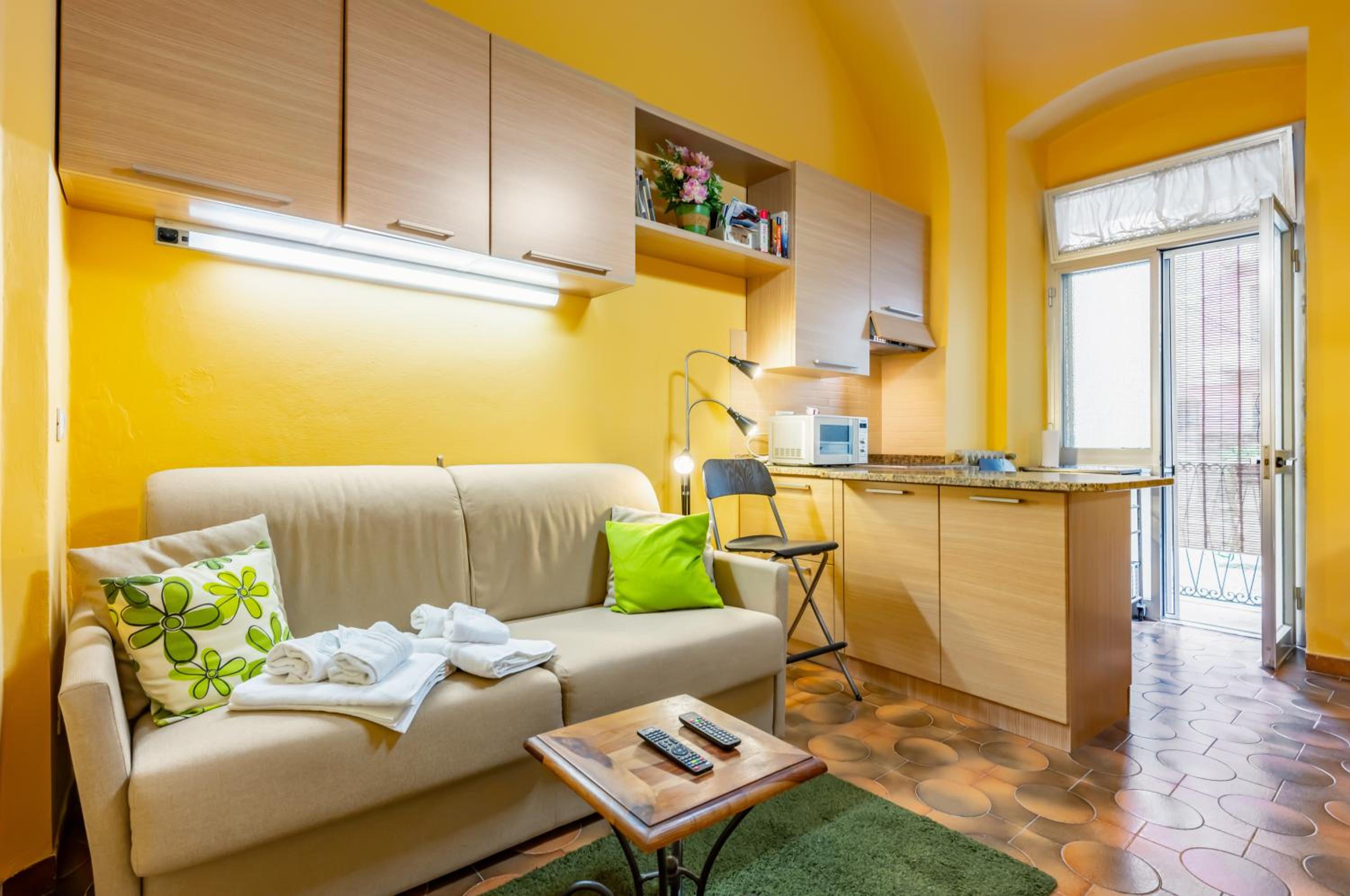 One-Bedroom Apartment