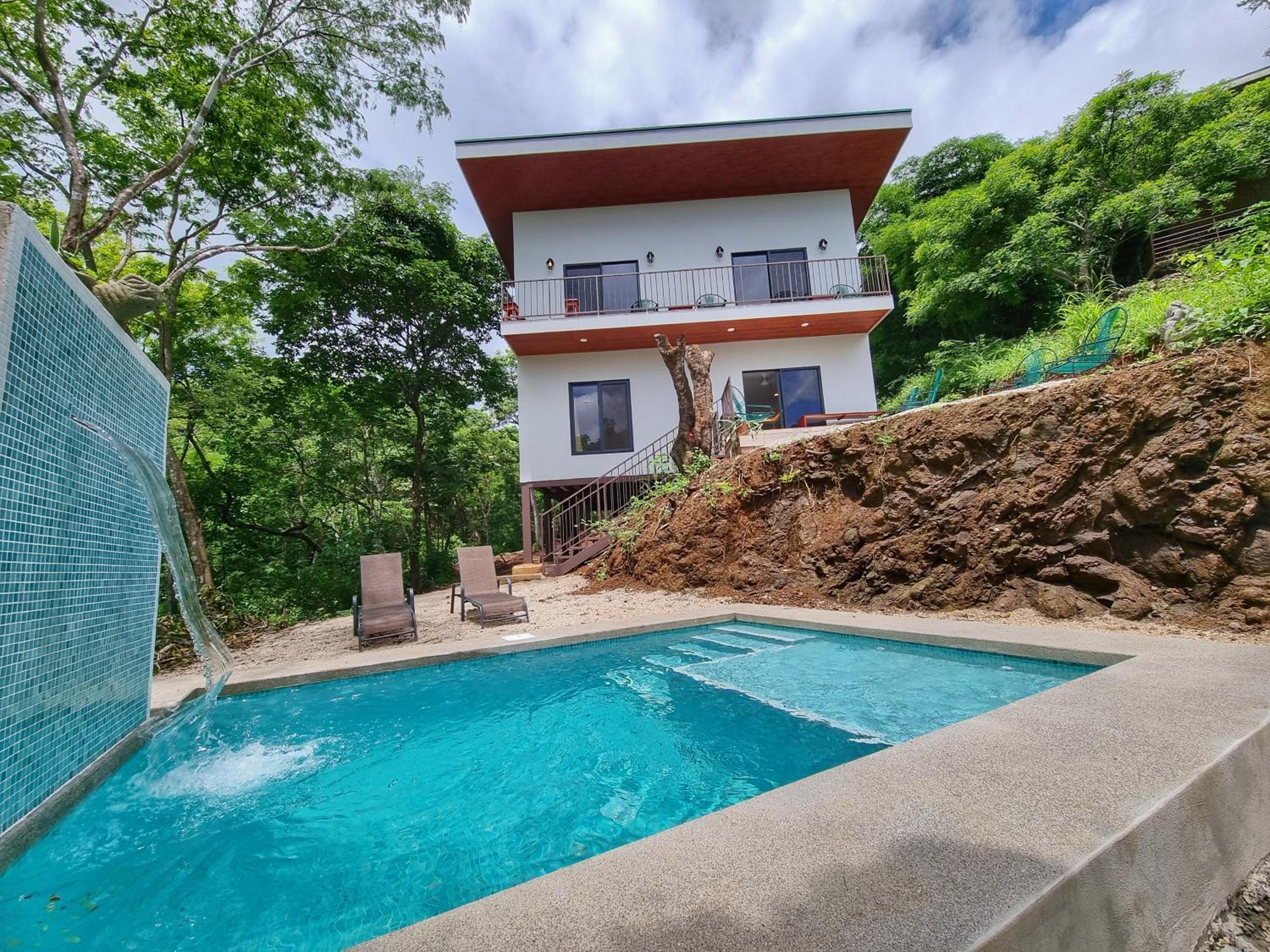 Three-Bedroom Vacation Home  photo 1