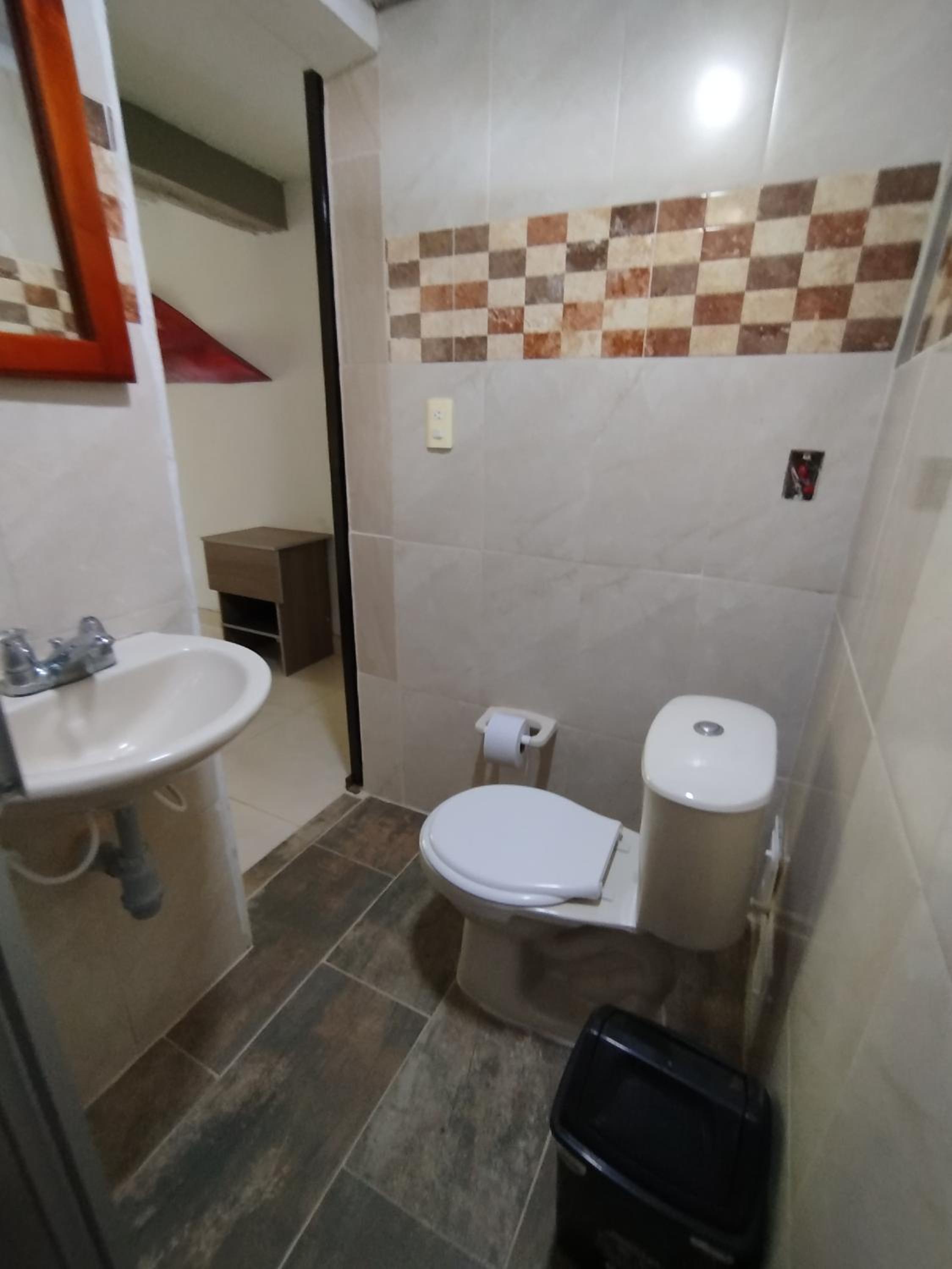 Family Room with Bathroom photo 2