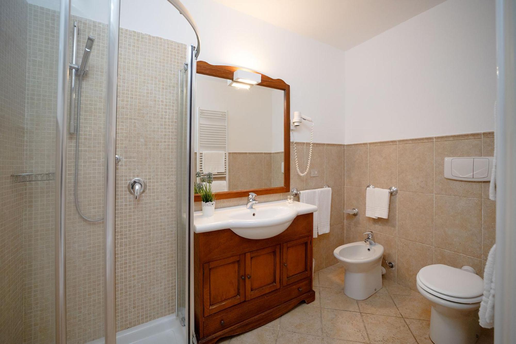 Junior Suite with Garden View photo 3